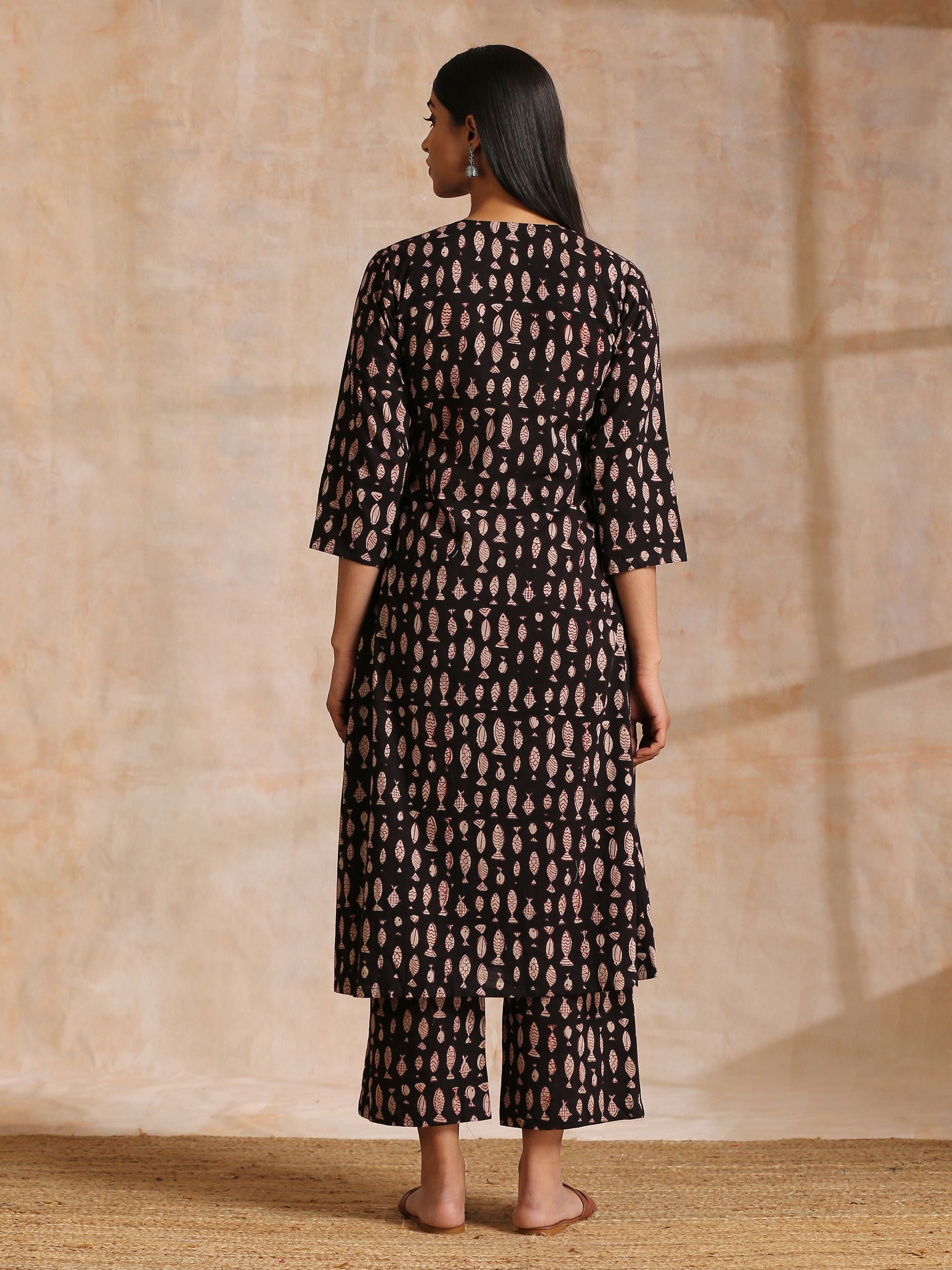 trueBrowns Black Fish Bagru Print Cotton Angrakha Pant Set | Swadesiicart