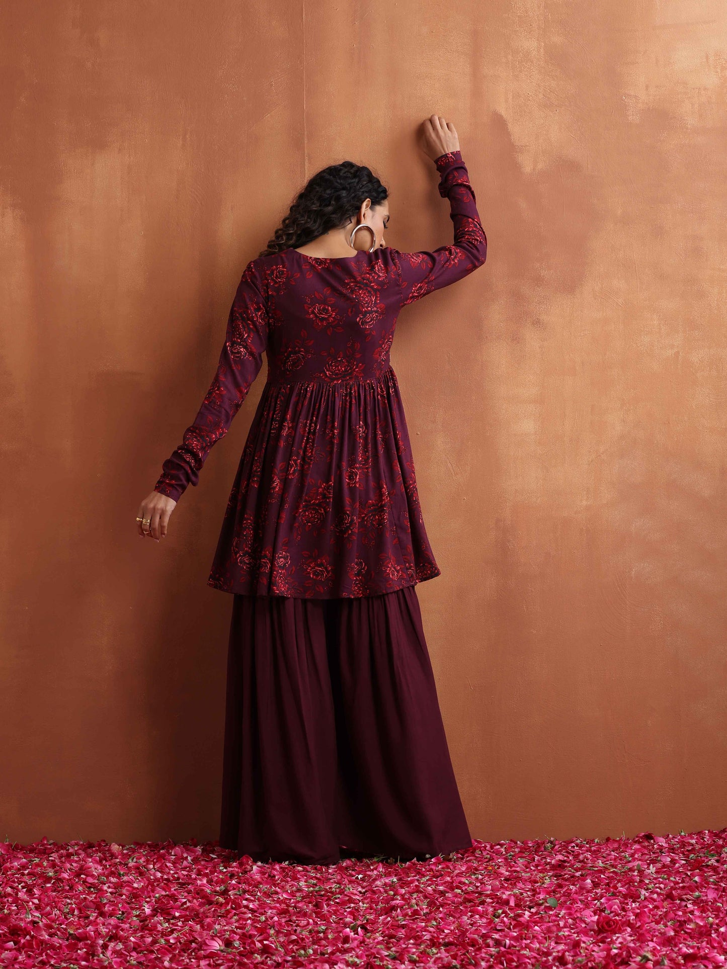 trueBrowns Purple Floral Print Sharara Set | Swadesiicart