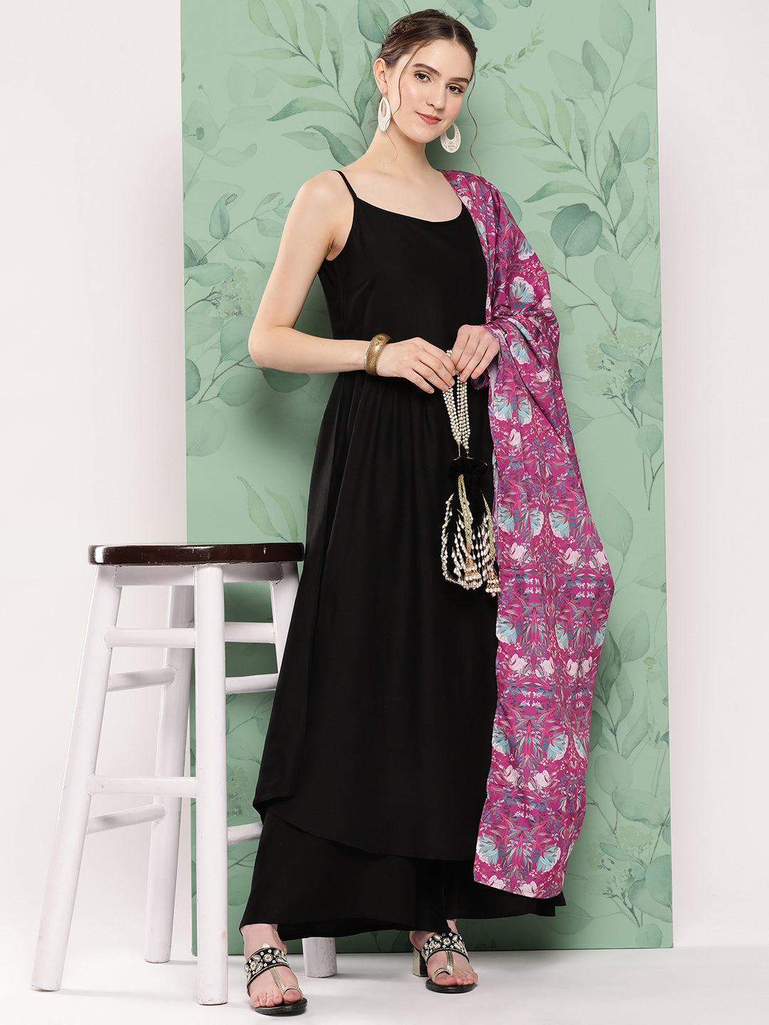 InWeave Women's Black Strappy Set W Magenta Camelia Cr Dupatta - Swadesiicart