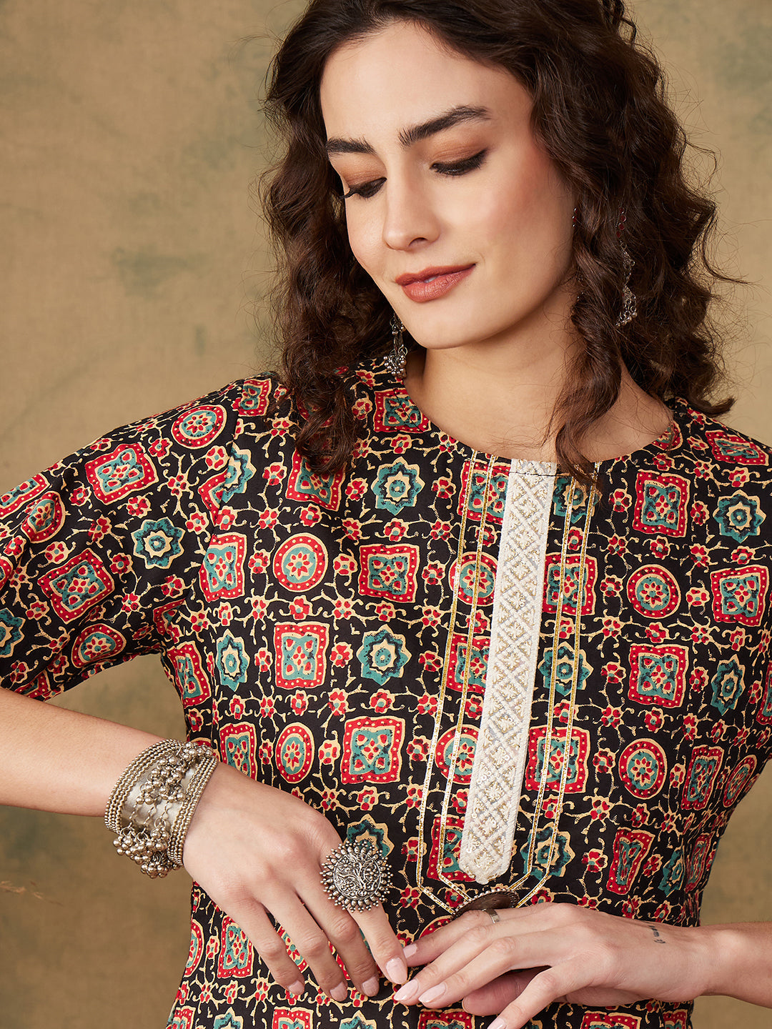 InWeave Women's Black Maroon Print Lace Gota Work Straight Kurta - Swadesiicart