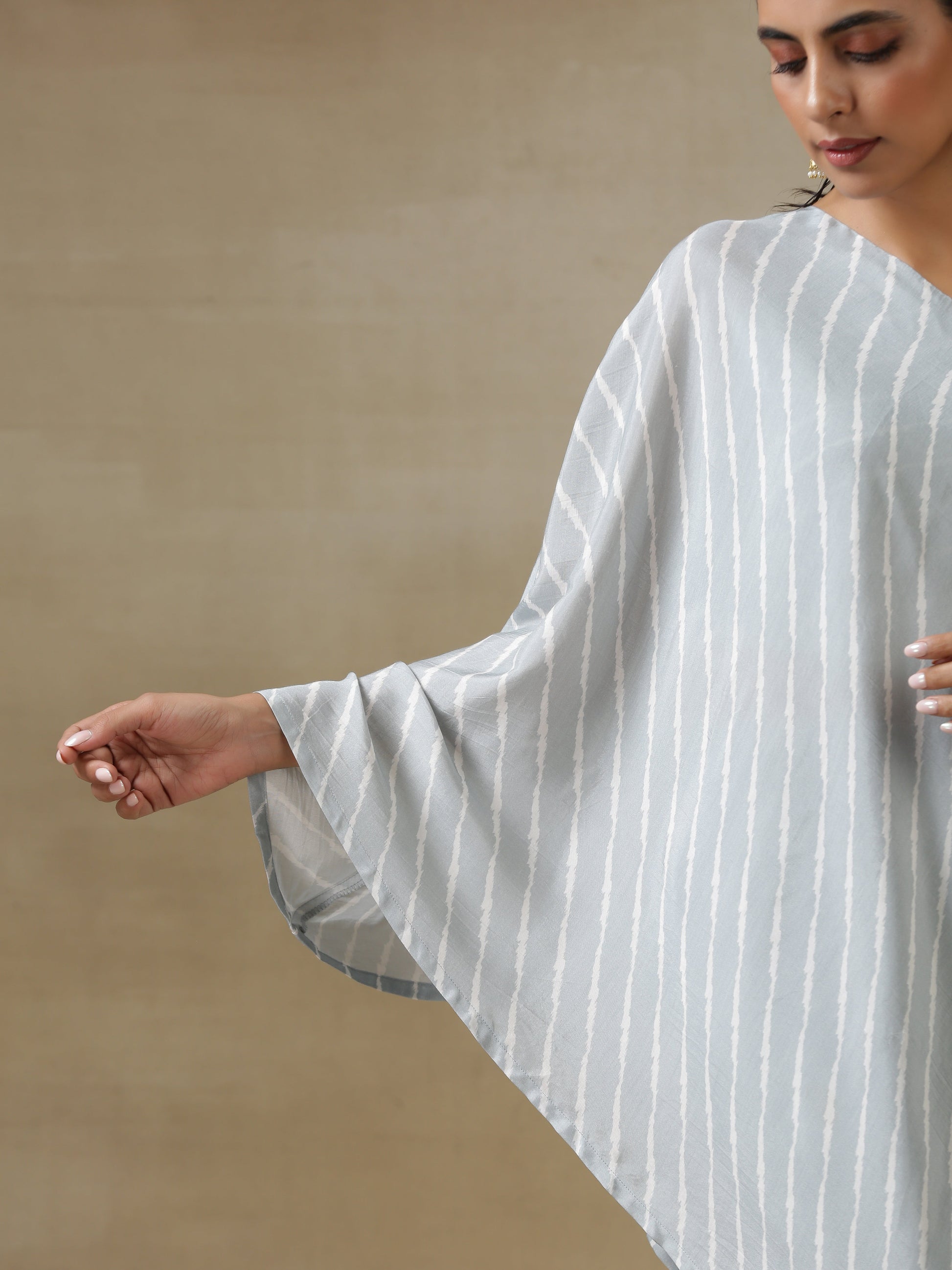 trueBrowns Grey Bandhani Printed Silk One-Shoulder Kurta Pant Set | Swadesiicart