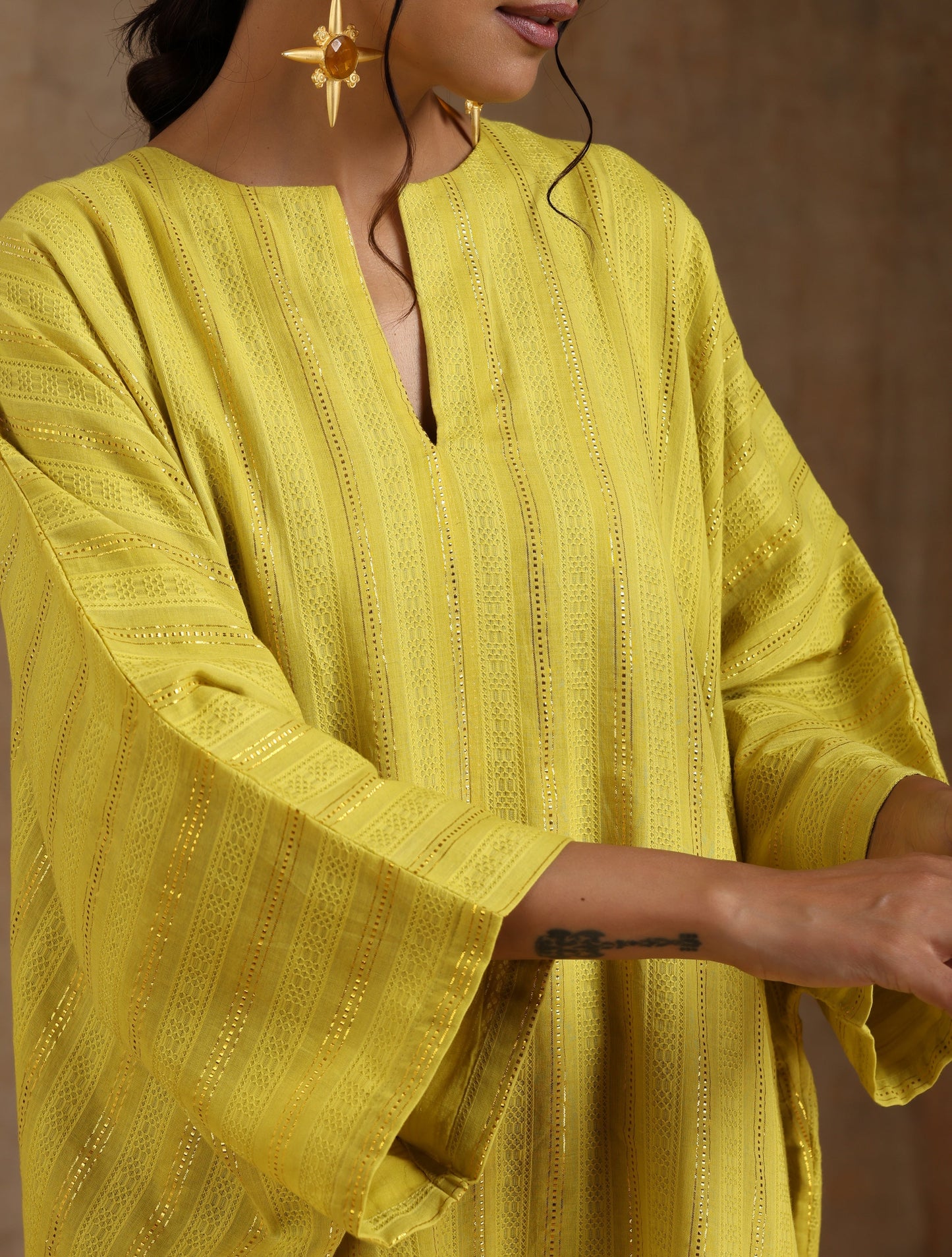 trueBrowns Lime Gold Cotton Oversized Round Co-Ord Set - Swadesiicart