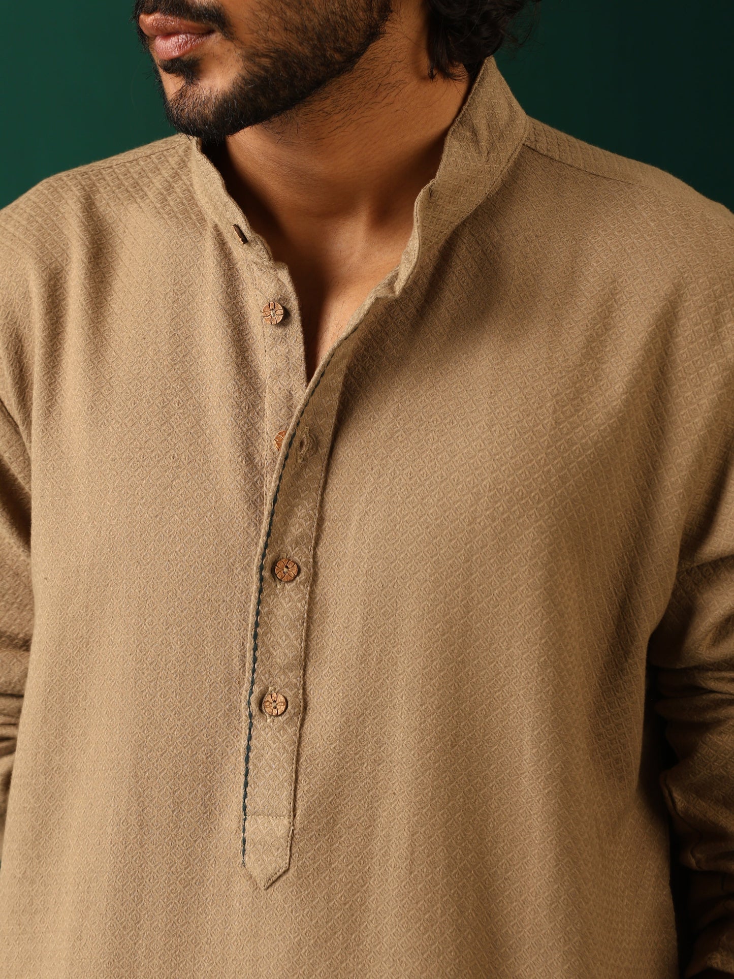 trueBrowns Men's Beige Dobby Textured Kurta | Swadesiicart