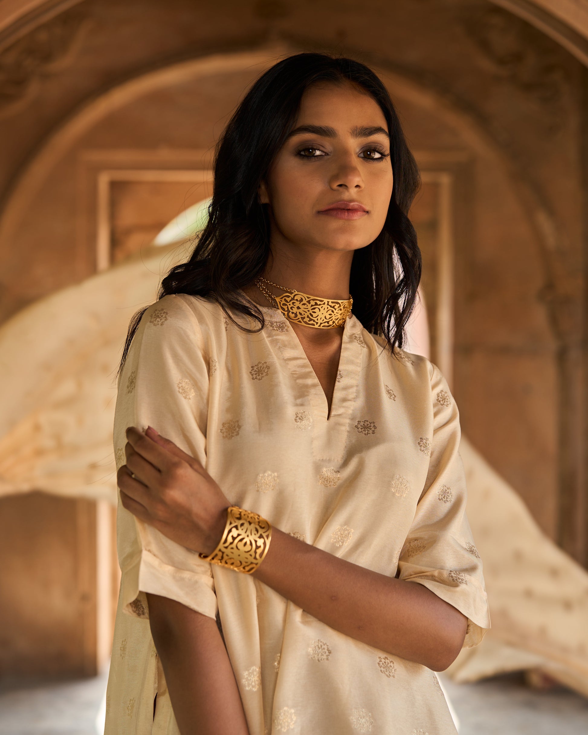 trueBrowns Gold-Polished Choker | Swadesiicart