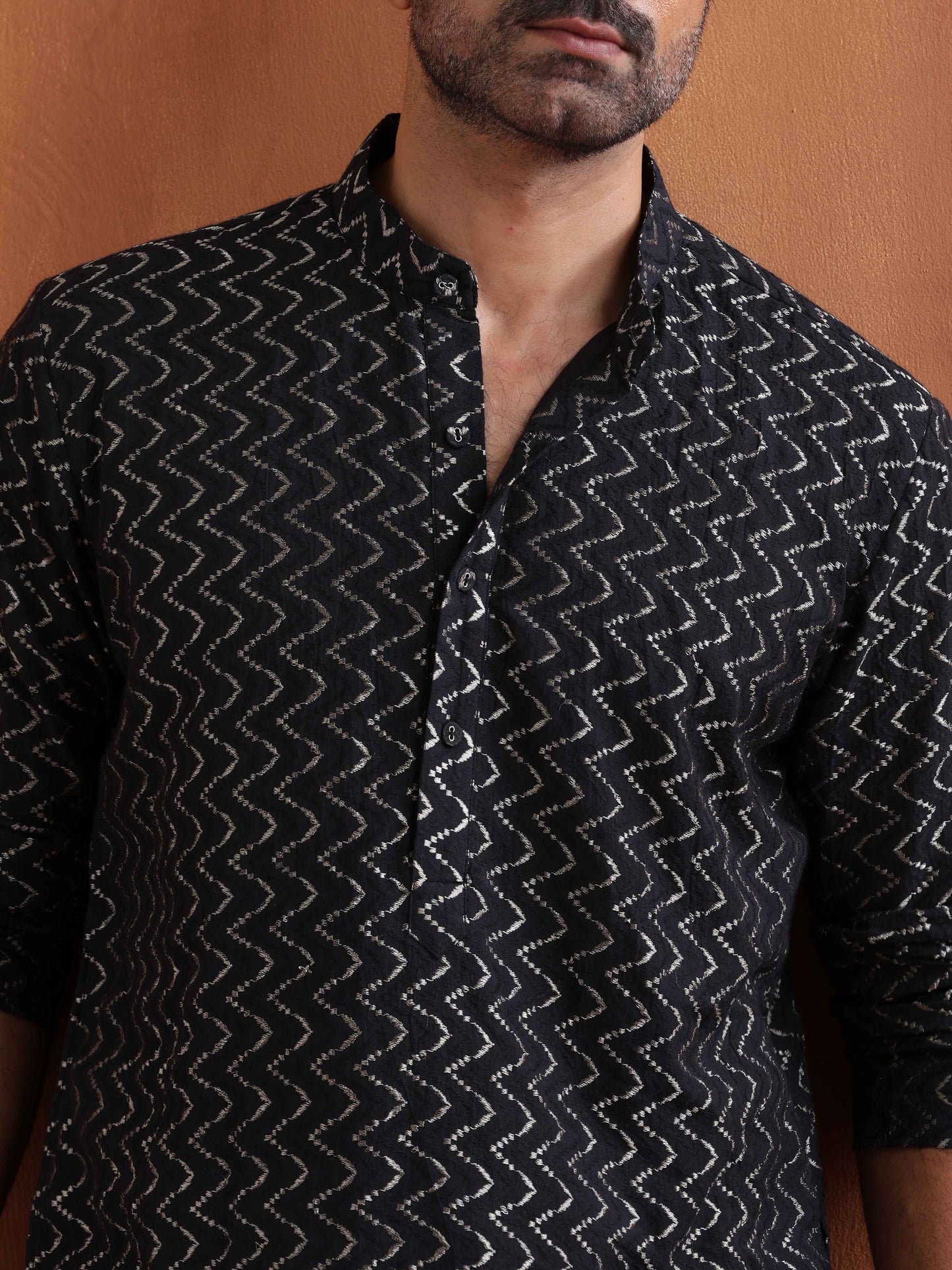 trueBrowns Men's Black Cotton Dobby Kurta | Swadesiicart