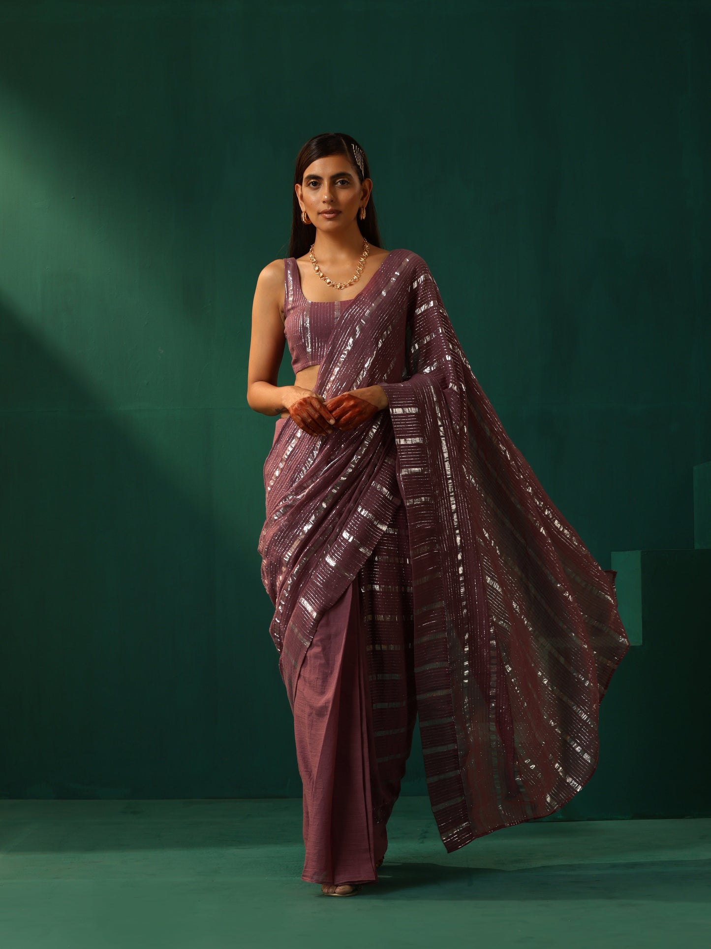 trueBrowns Mauve Cotton Silver Lurex Scoop Neck Sleeveless Blouse | Swadesiicart
