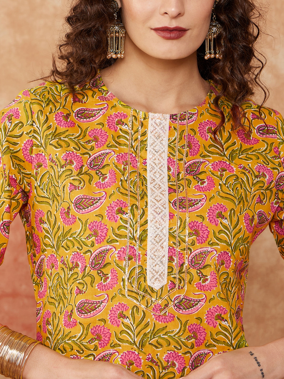InWeave Women's Mustard Green Lace Gota Work Straight Kurta - Swadesiicart