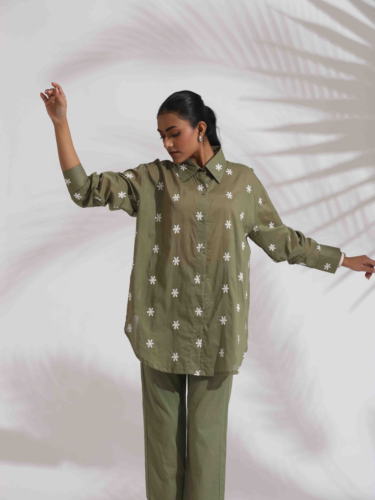 trueBrowns Olive Green Cotton Floral Embroidered Co-ord Set - Swadesiicart