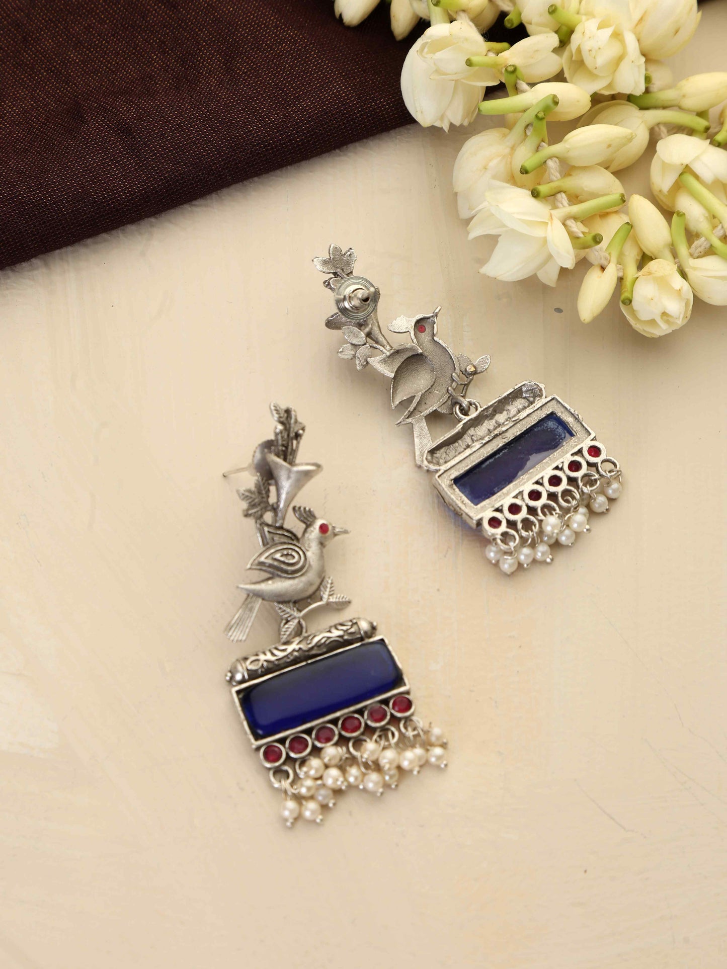 trueBrowns Silver Tone Bird Earrings - Swadesiicart