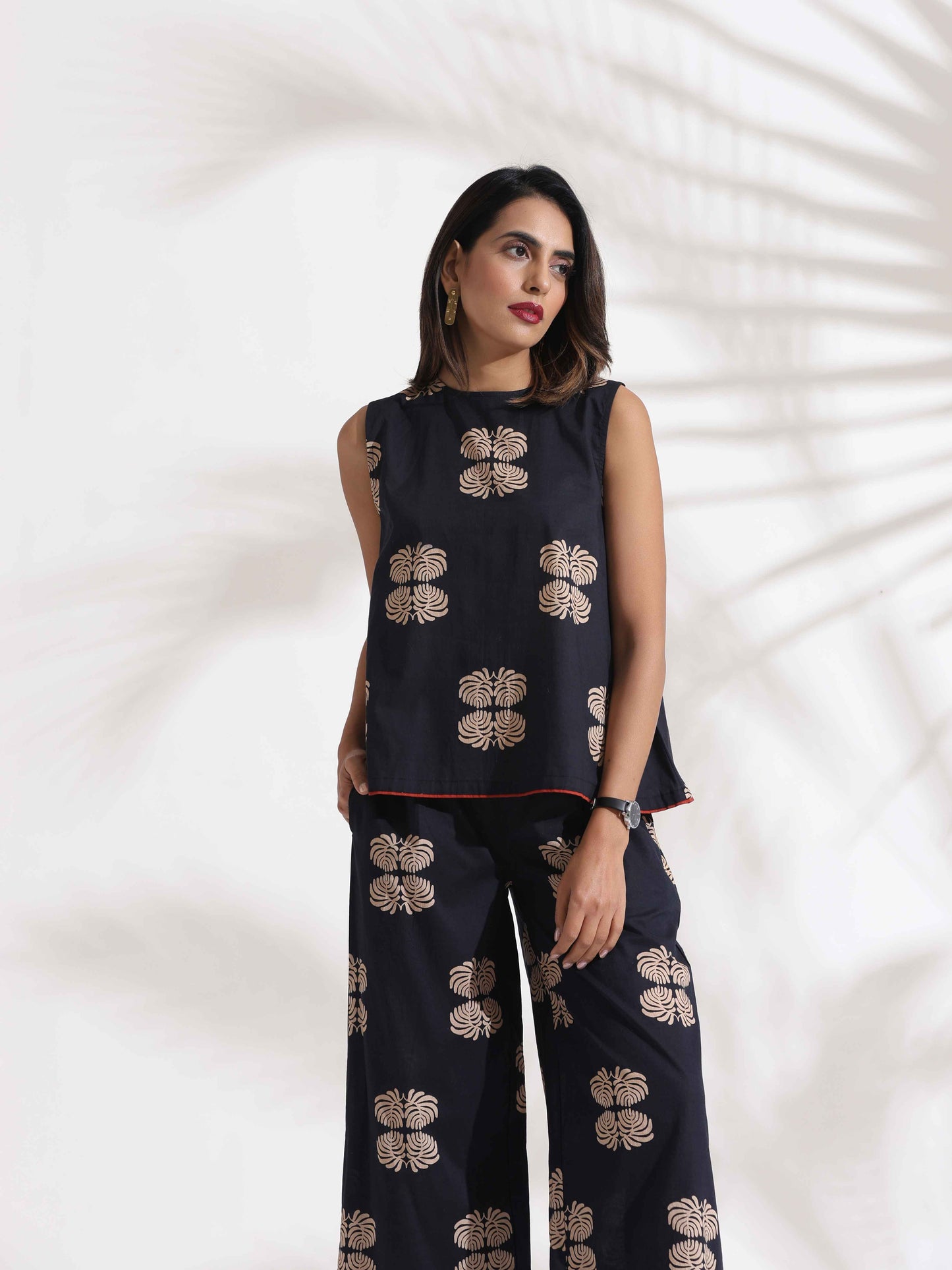 trueBrowns Black Cotton Print Top & Flared Pants Co-ord Set - Swadesiicart