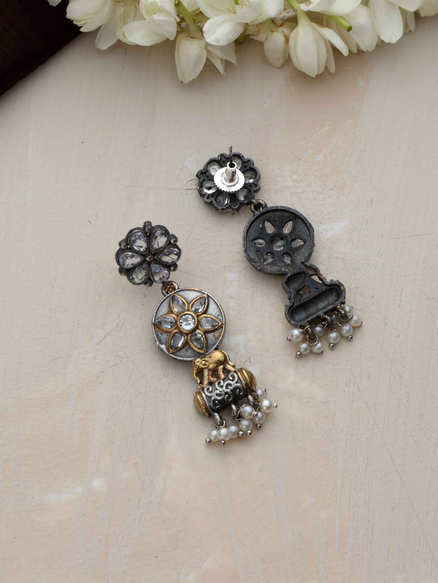 trueBrowns Silver Gold Tone Kundan Earrings | Swadesiicart