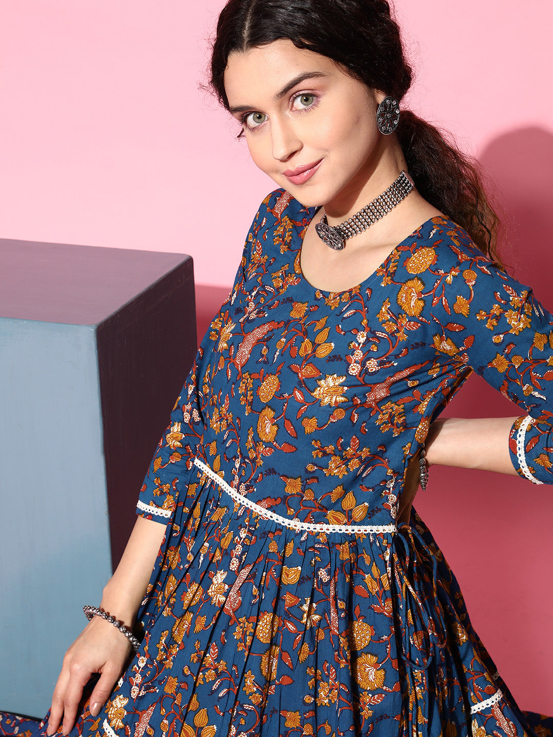 InWeave Women's Blue Floral Print Dress With Lace - Swadesiicart