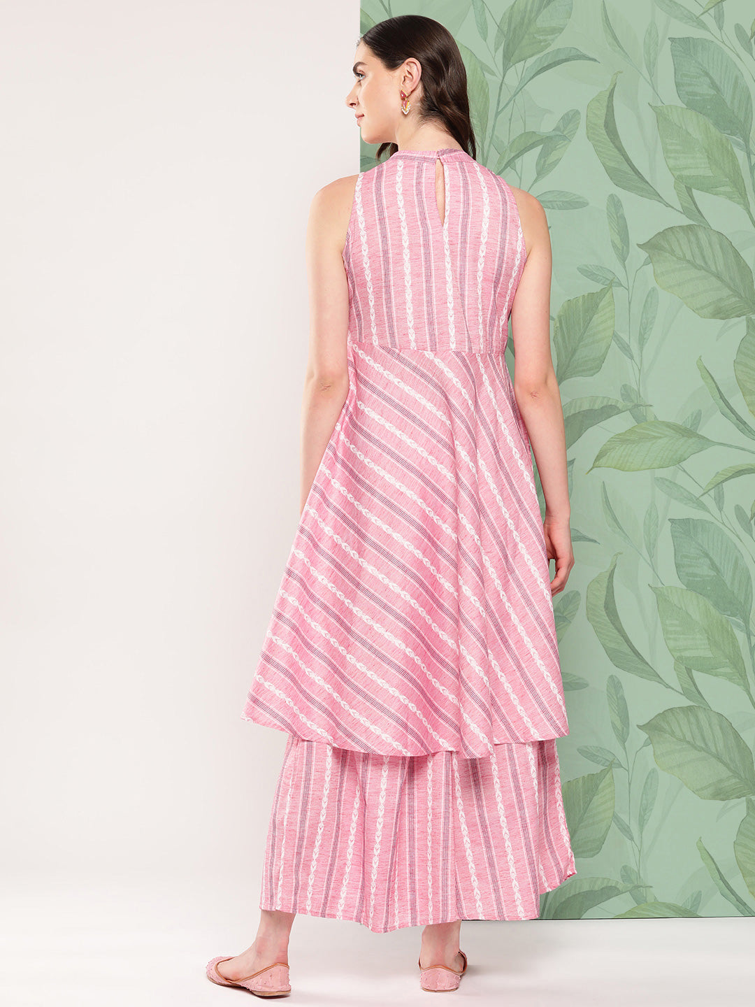 InWeave Women's Pink Kantha Striped Kurta Set - Swadesiicart
