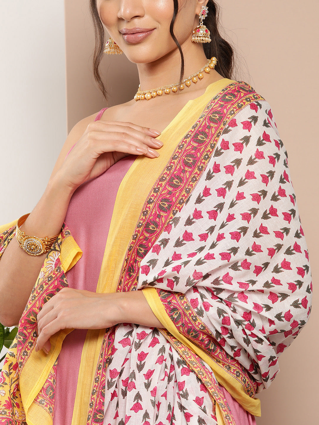 InWeave Women's Light Pink Ray Strappy Kurta Set With Printed Cotton Dupatta - Swadesiicart