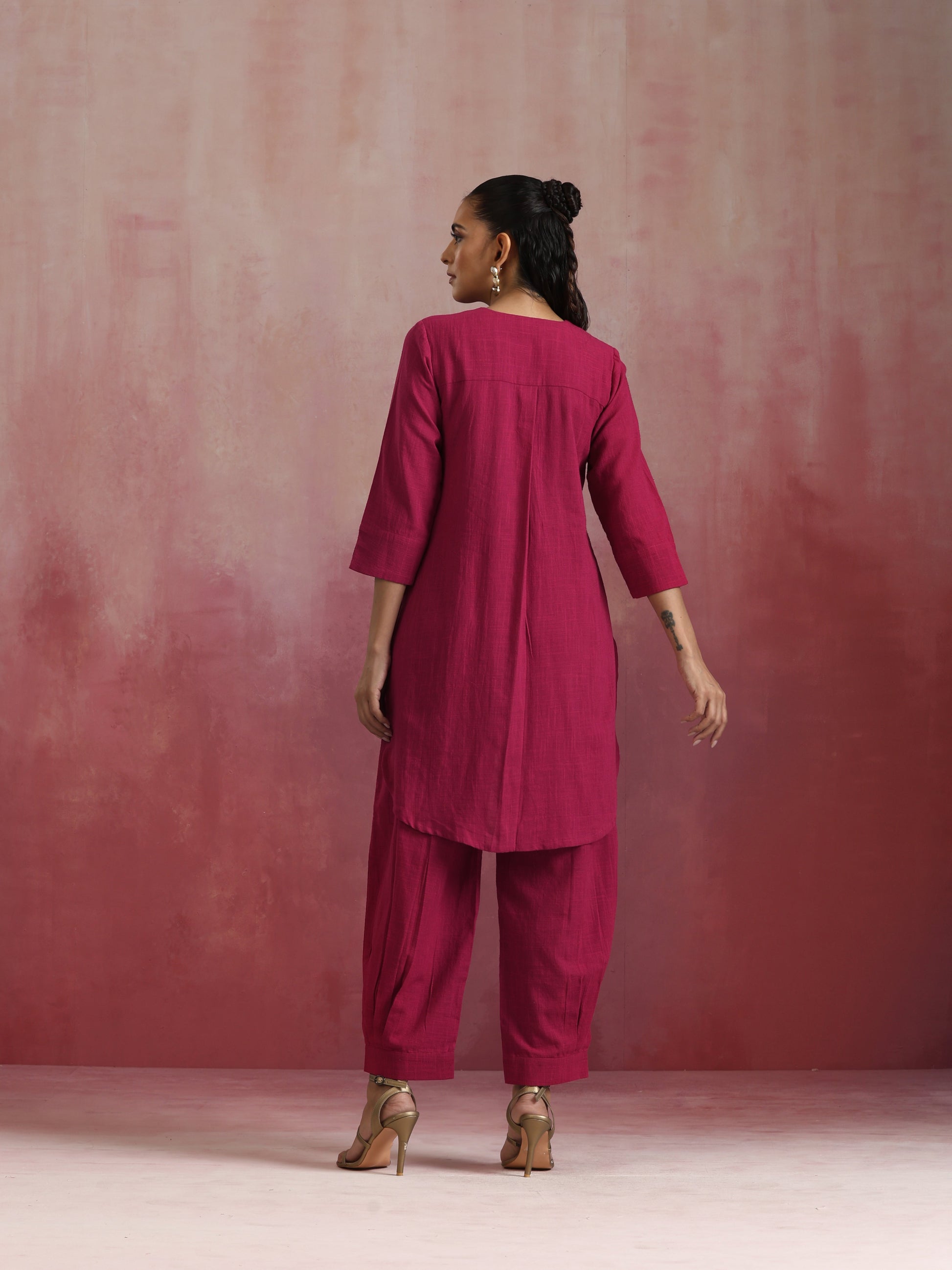 trueBrowns Magenta Cotton Kurta Co-ord set - Swadesiicart