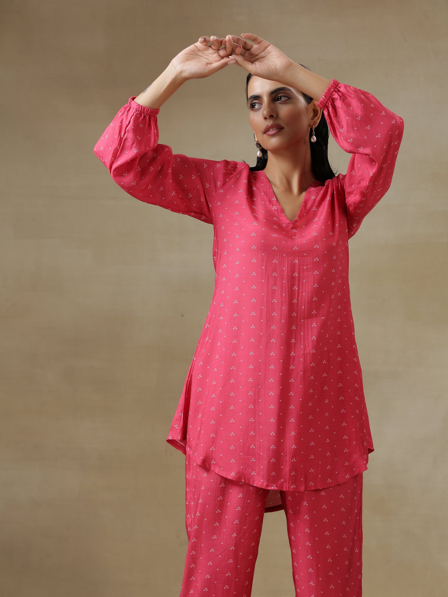 trueBrowns Pink Bandhani Printed Silk Gathered Sleeve Co-Ord Set - Swadesiicart