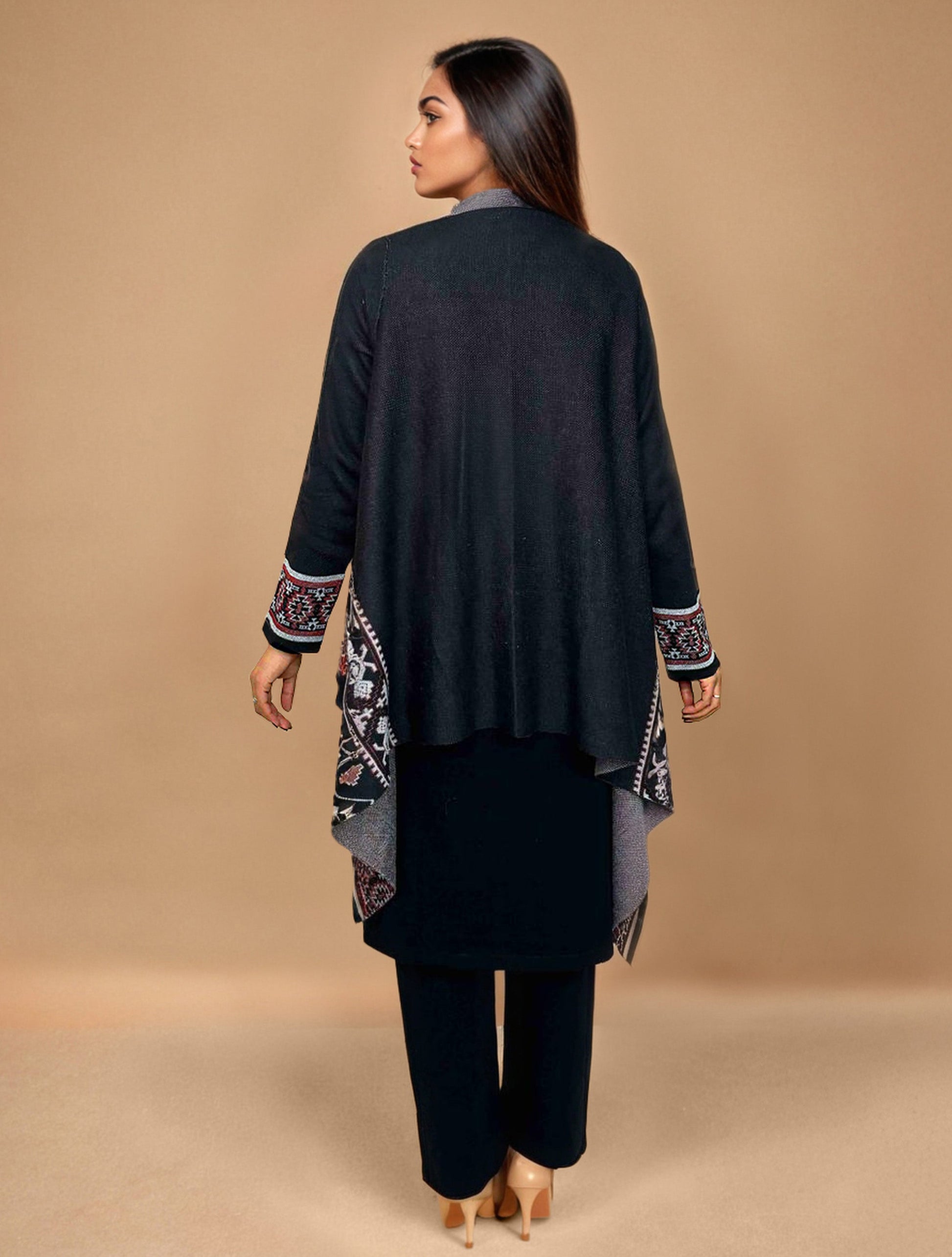 trueBrowns Black Woollen Geometric Kaftan Cape | Swadesiicart