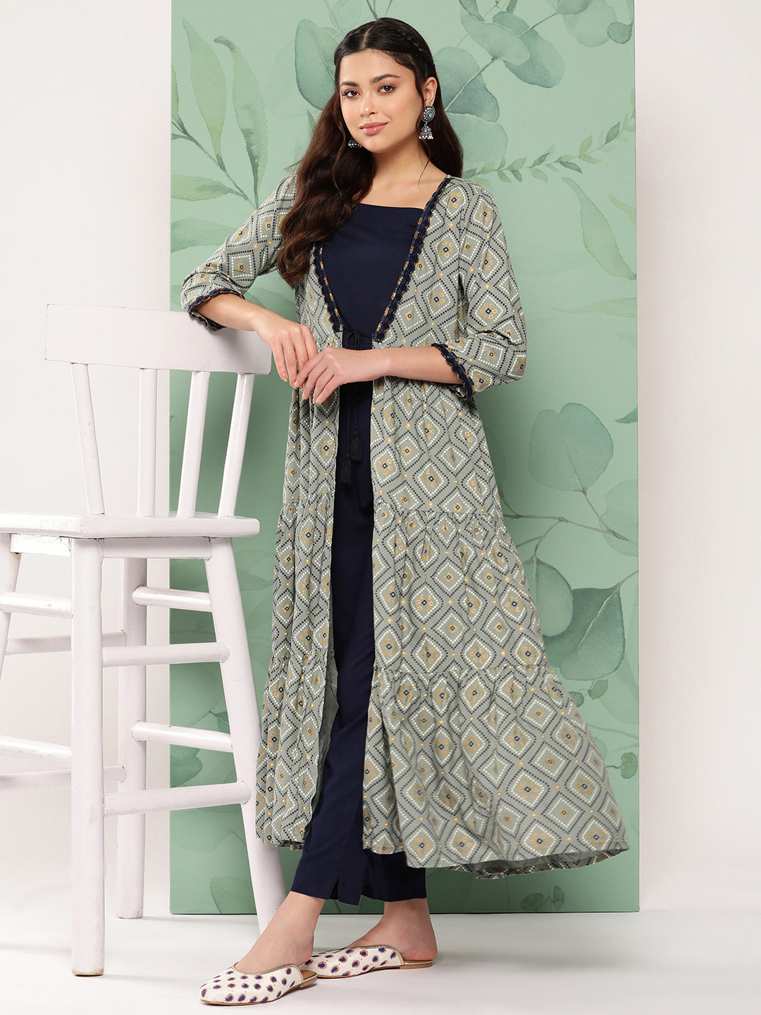 InWeave Women's Navy Top Bottom W Grey Bandhej Long Shrug Set - Swadesiicart