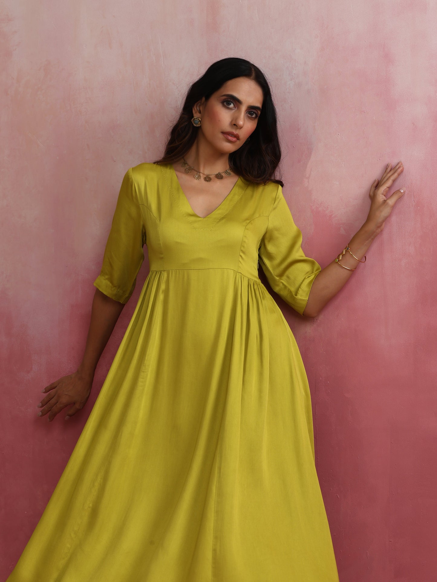 trueBrowns Modal Lime Green Dress | Swadesiicart