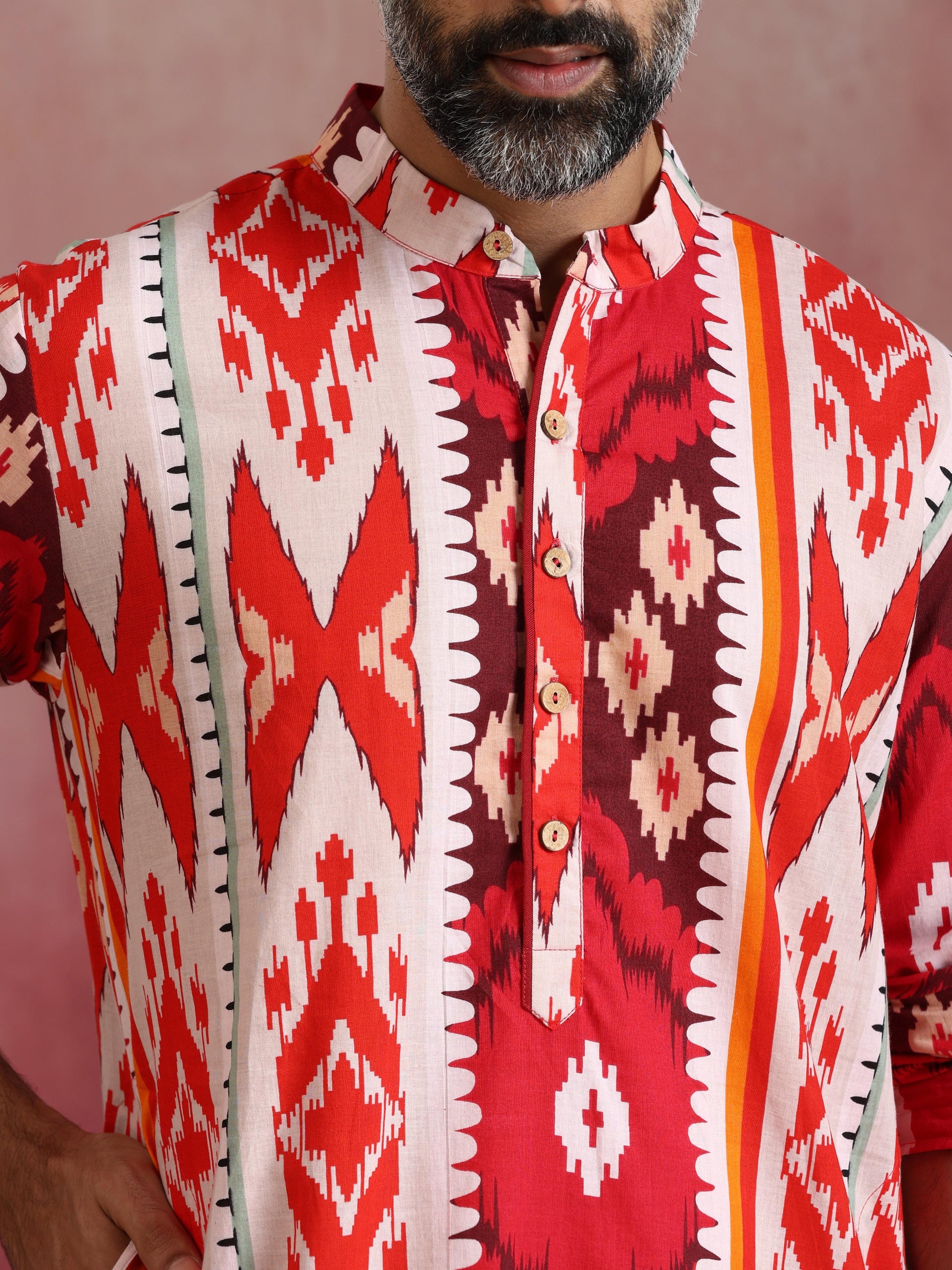 trueBrowns Men's Maroon Ikat Print Mandarin Collar Kurta | Swadesiicart