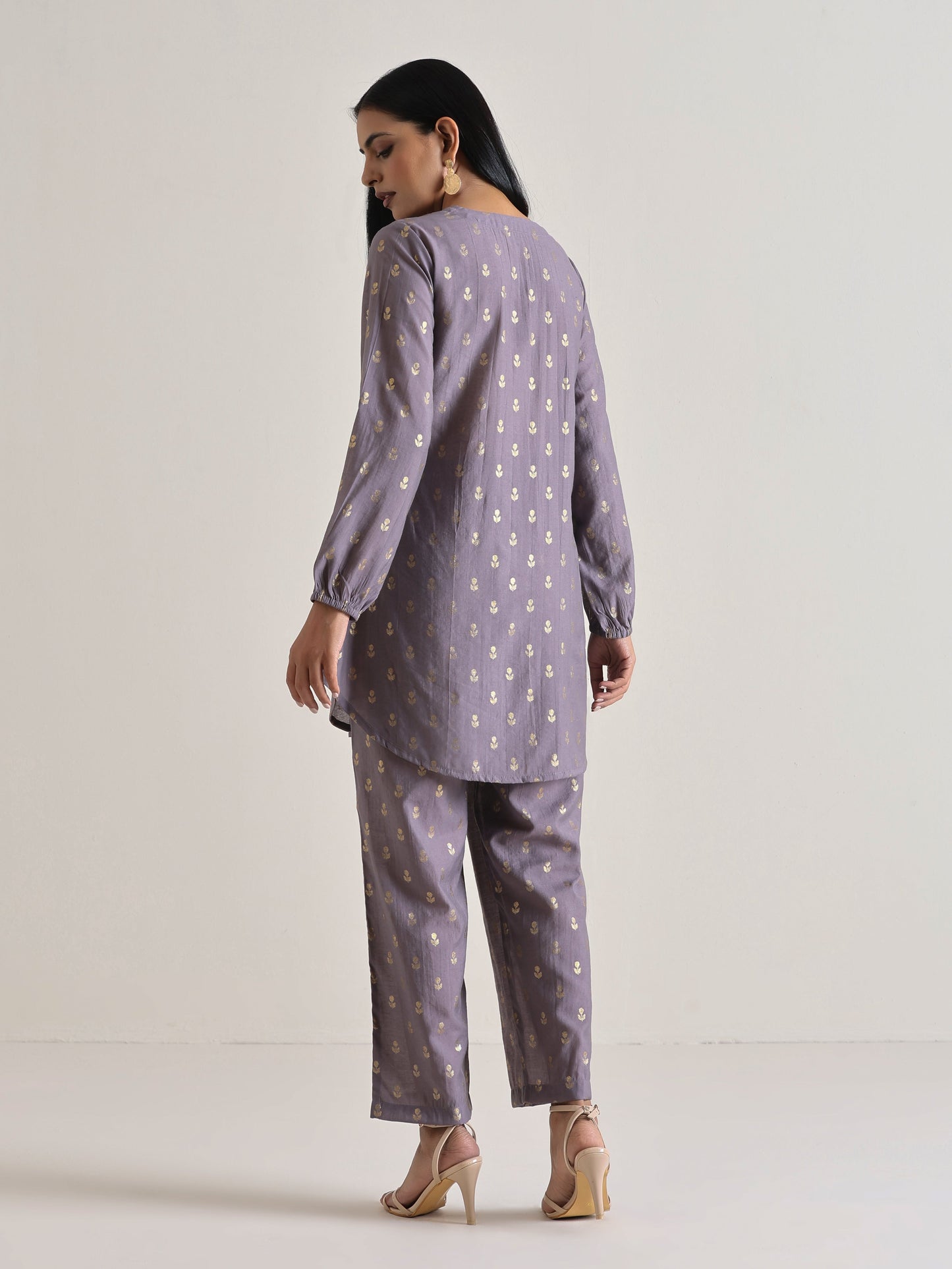 trueBrowns Plum Grey Foil Short Co-Ord Set - Swadesiicart