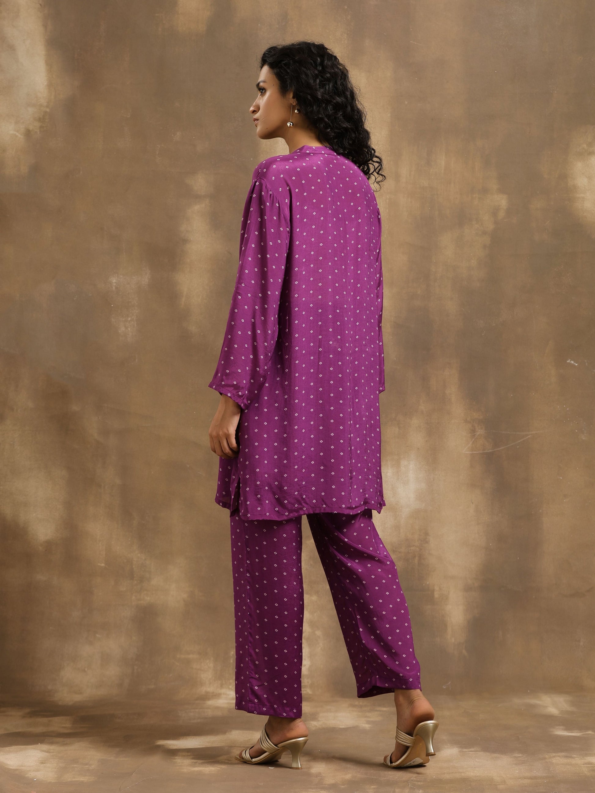 trueBrowns Purple Bandhani Printed Silk Co-Ord Set - Swadesiicart