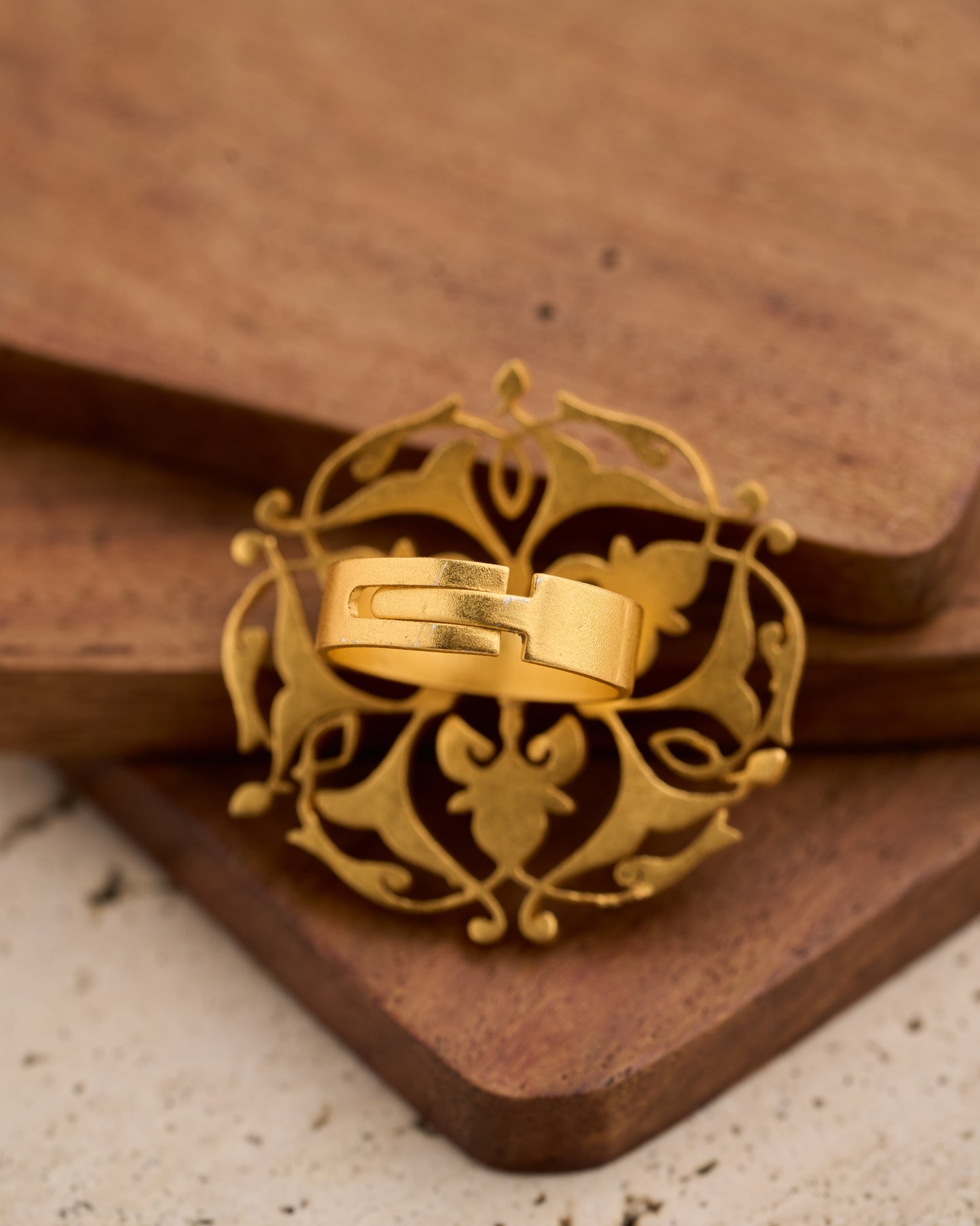 trueBrowns Gold-Polished Circle Ring | Swadesiicart