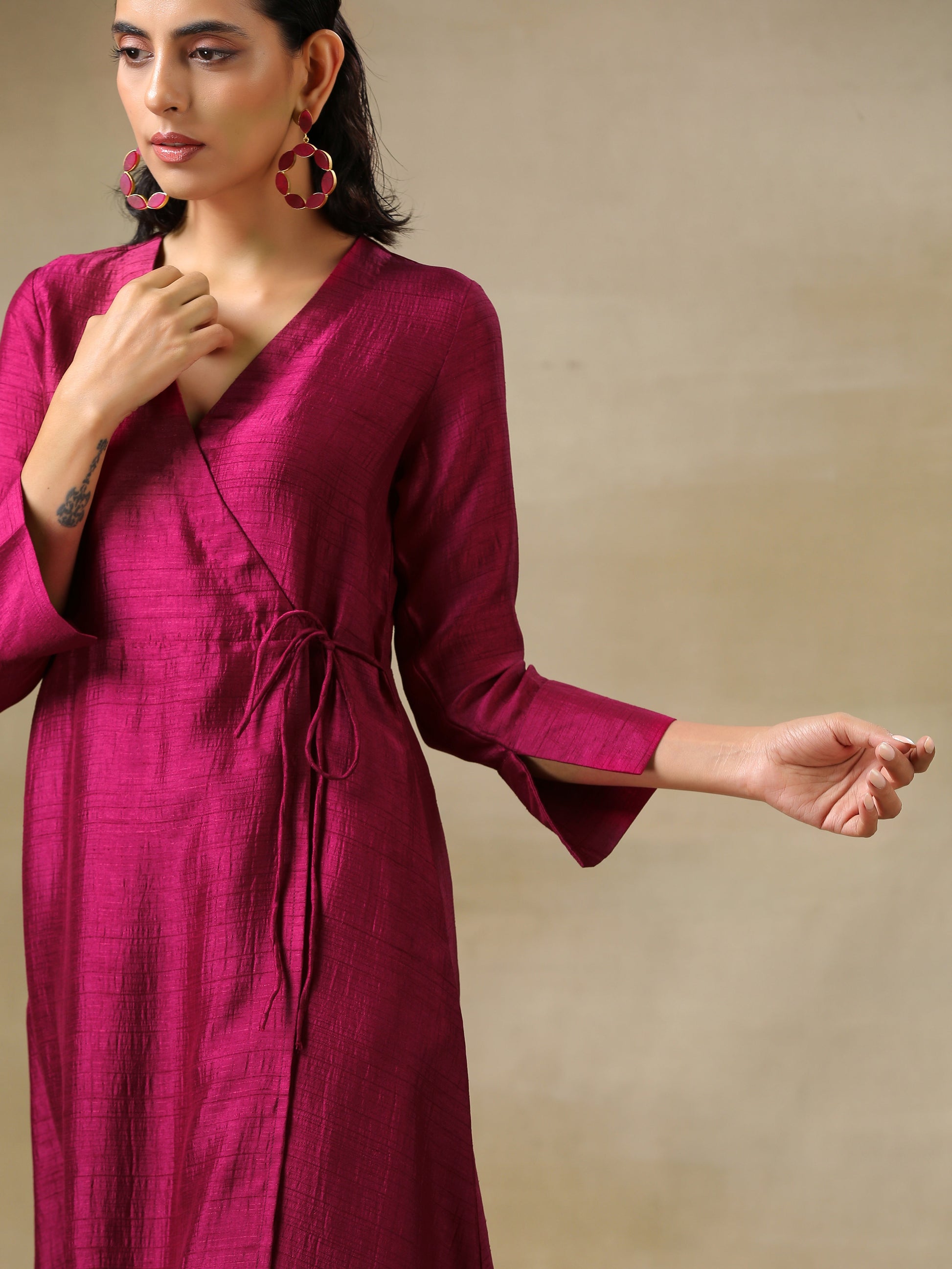trueBrowns Purple Textured Silk Angrakha Kurta Pant Set | Swadesiicart