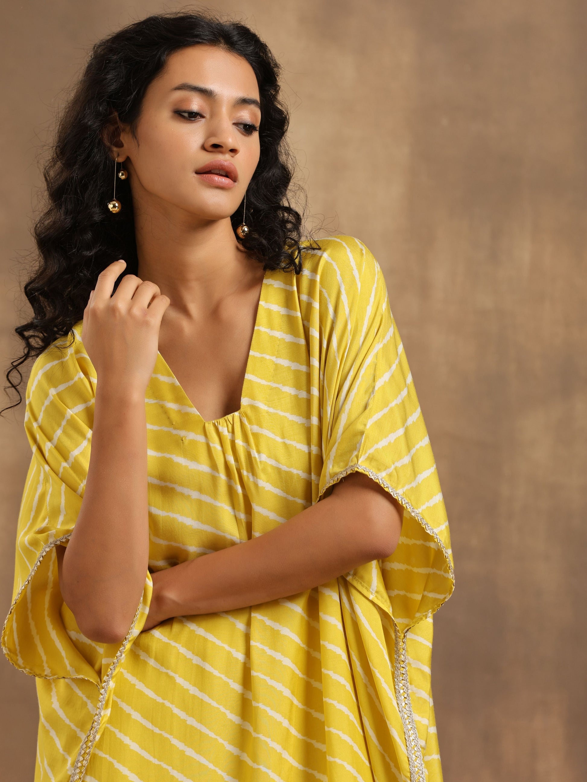 trueBrowns Lime Lehariya Printed Silk Kaftan Pant Set | Swadesiicart