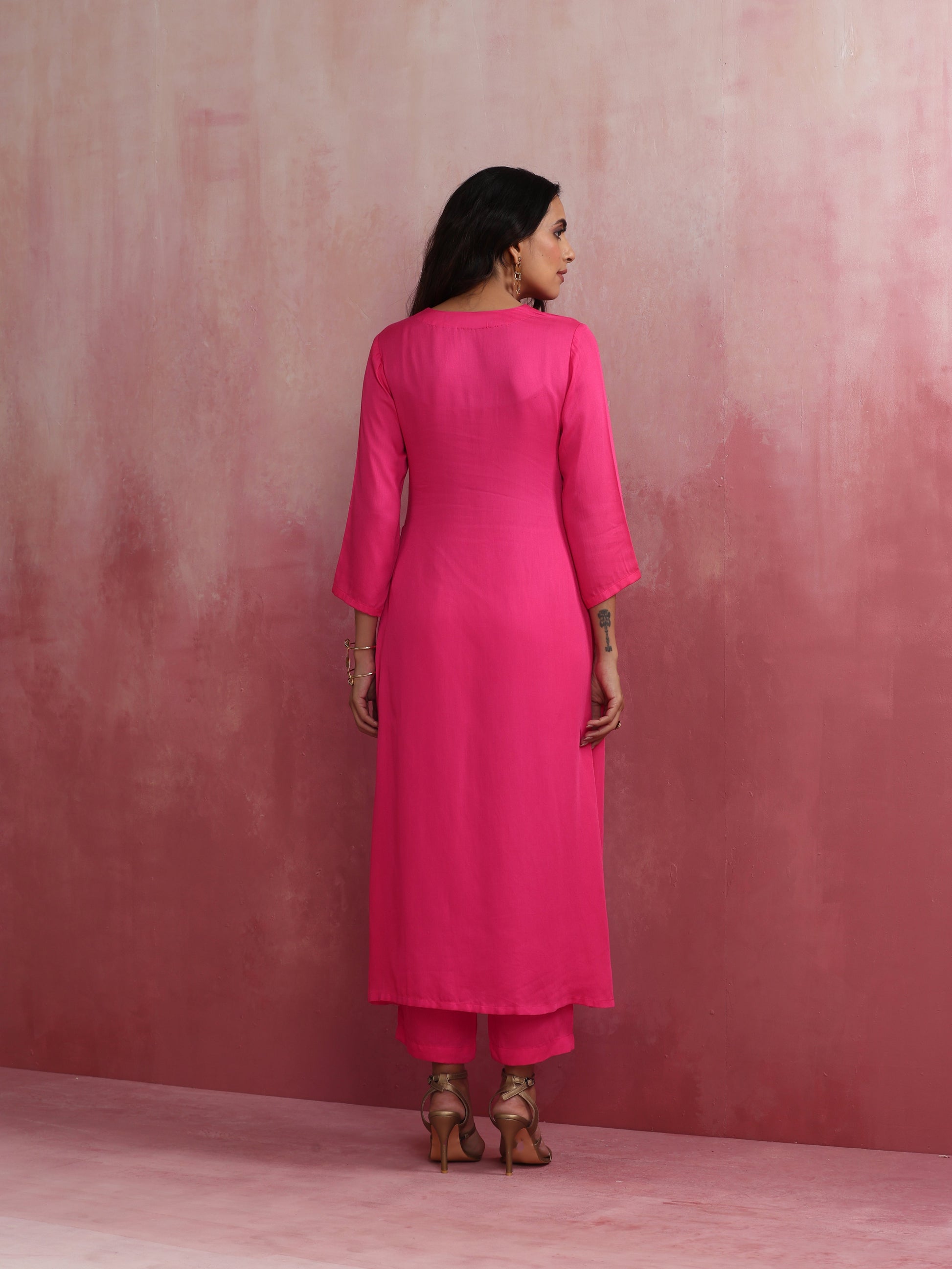 trueBrowns Pink Modal High Slit Kurta Set | Swadesiicart