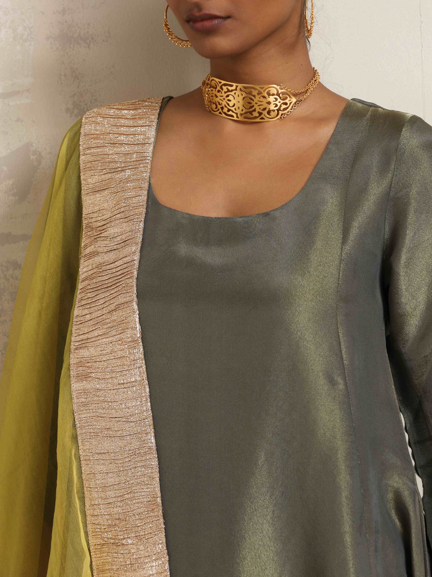 trueBrowns Green Tissue Anarkali Kurta Dupatta Set | Swadesiicart
