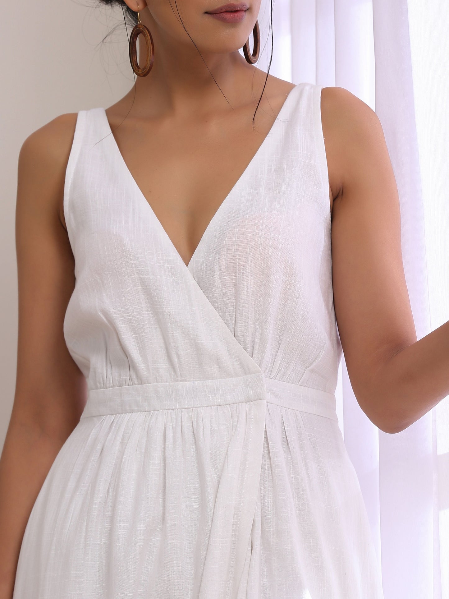 trueBrowns White Slub Texture Sleeveless Wrap Dress | Swadesiicart