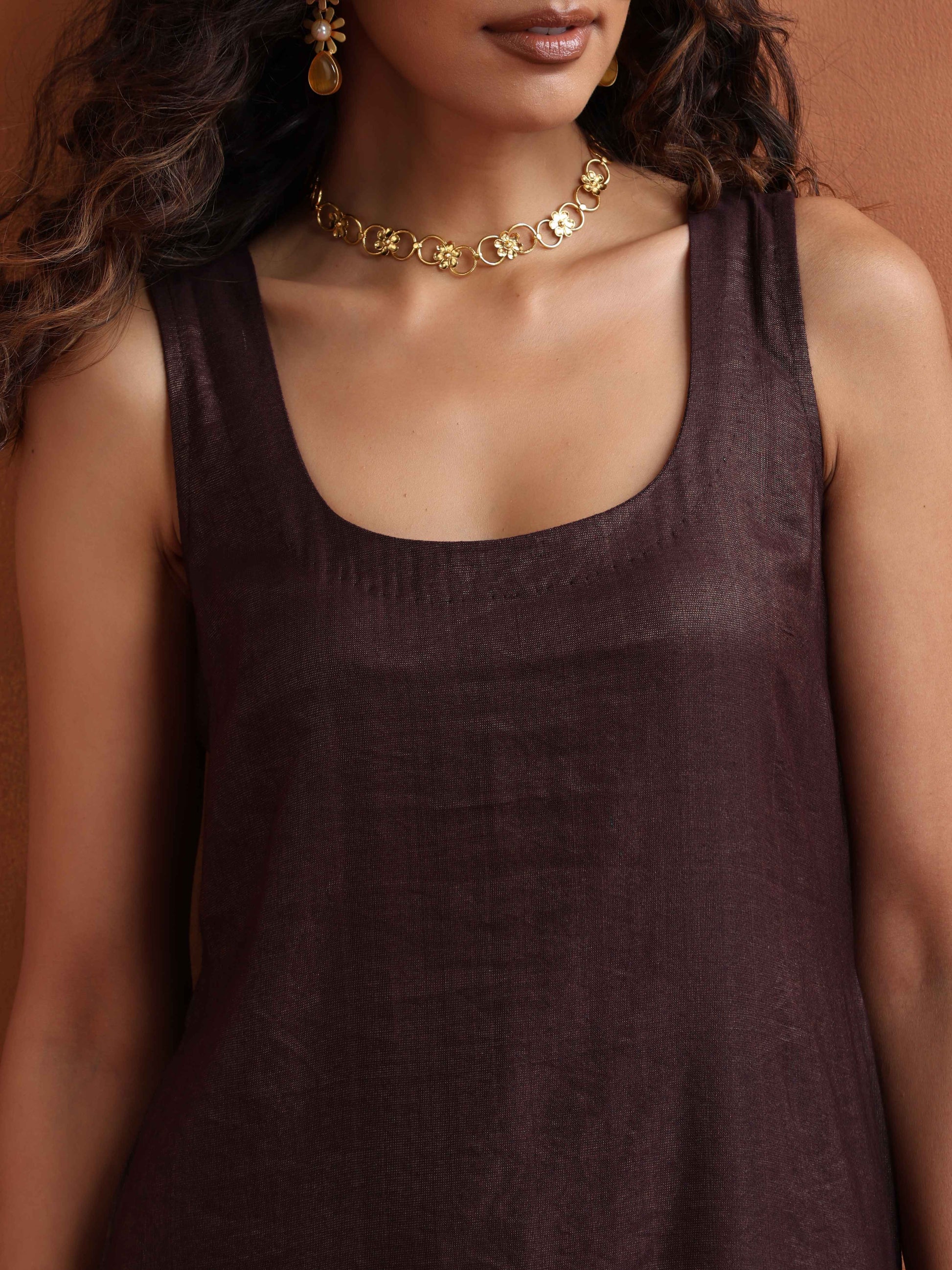 trueBrowns Brown Metallic Straight Kurta Set | Swadesiicart
