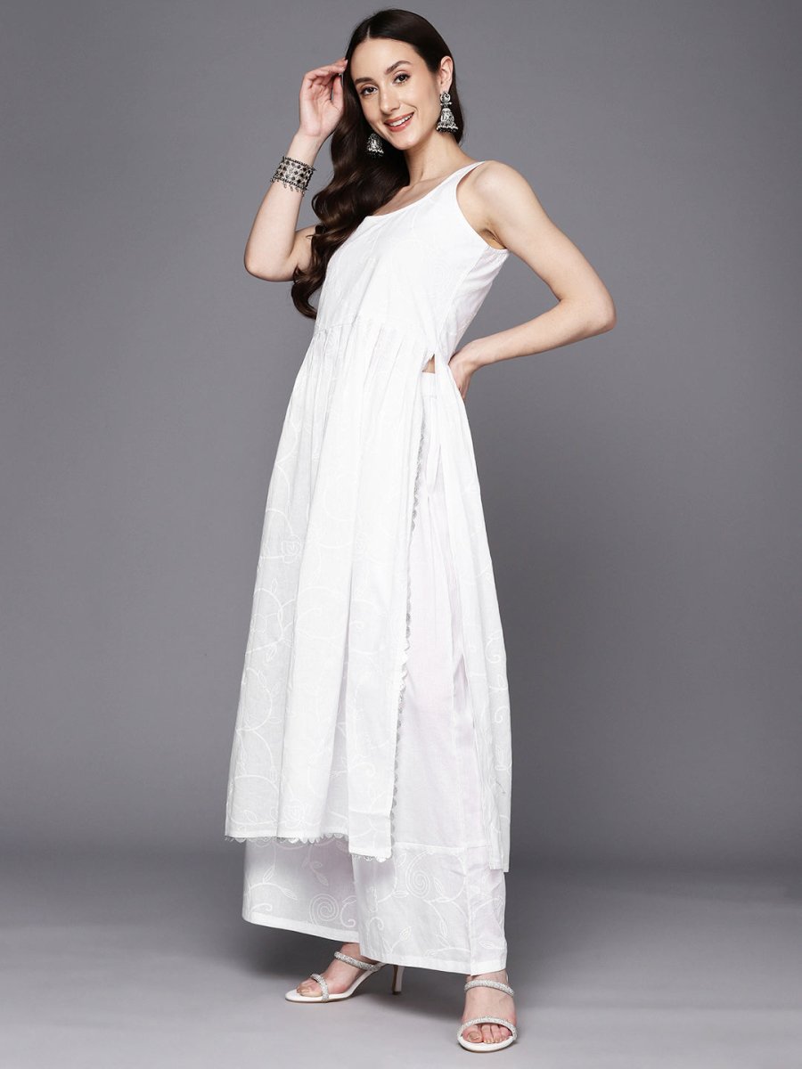 Ahalyaa Floral Printed High Slit Gotta Patti Pure Cotton Kurta With Palazzos & Dupatta | Swadesiicart