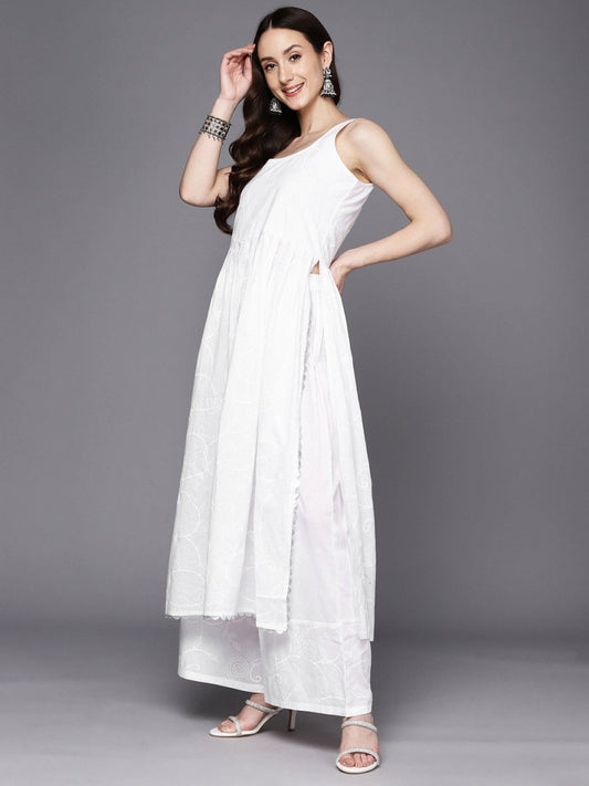 Ahalyaa Floral Printed High Slit Gotta Patti Pure Cotton Kurta With Palazzos & Dupatta | Swadesiicart