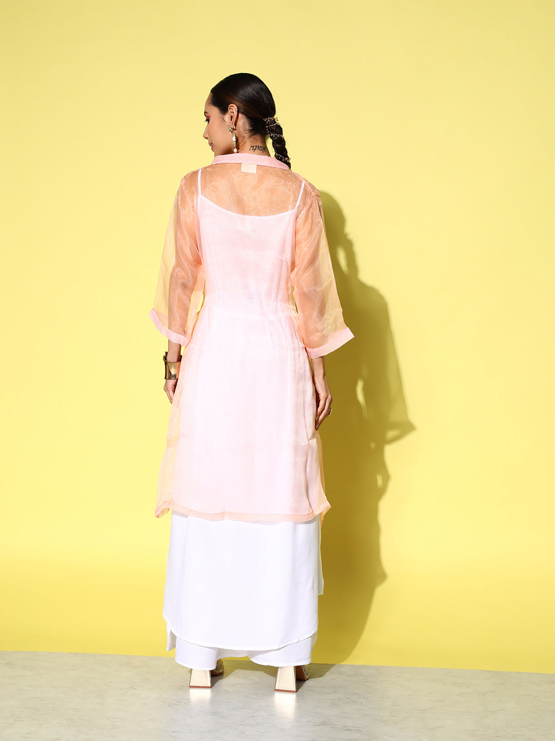 InWeave Women's Cream Strappy Kurta Set With Peach Organza Cape - Swadesiicart