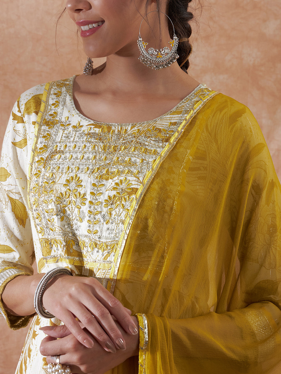 InWeave Women's White Mustard Lurex Leaf Print Patch Gota Kurta Set W Mustard Dupatta - Swadesiicart