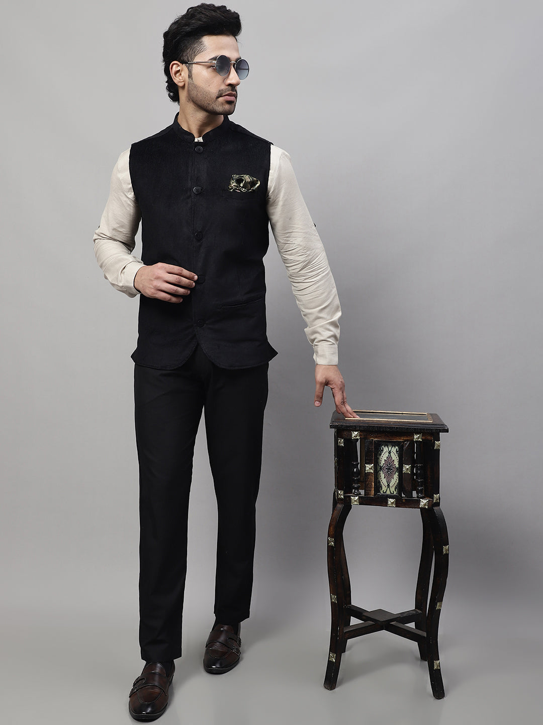 Even Apparels Men's Black Nehru Jacket With Welt Pockets | Swadesiicart