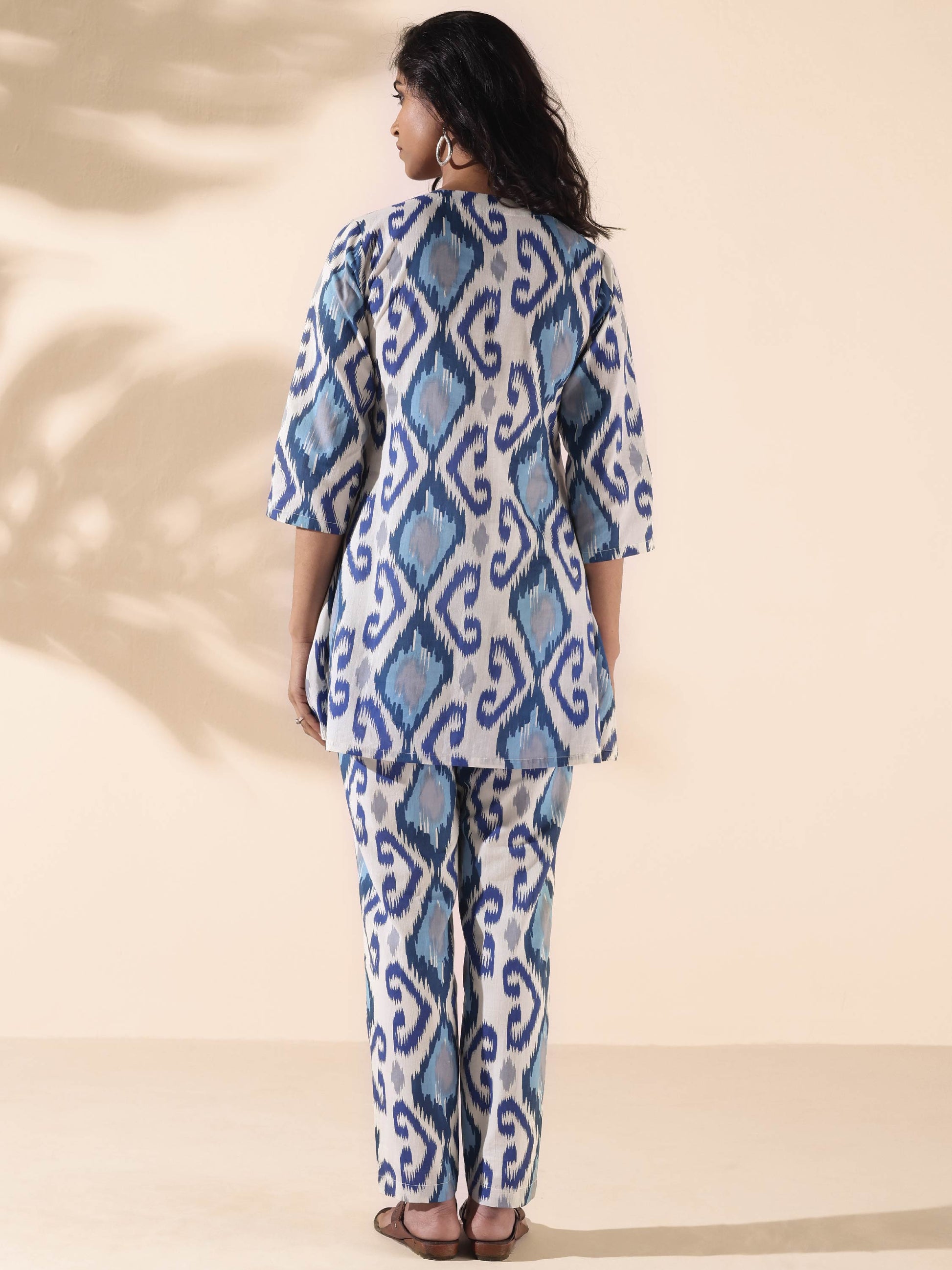 trueBrowns Blue Cotton Ikat Relaxed Co-ord Set - Swadesiicart