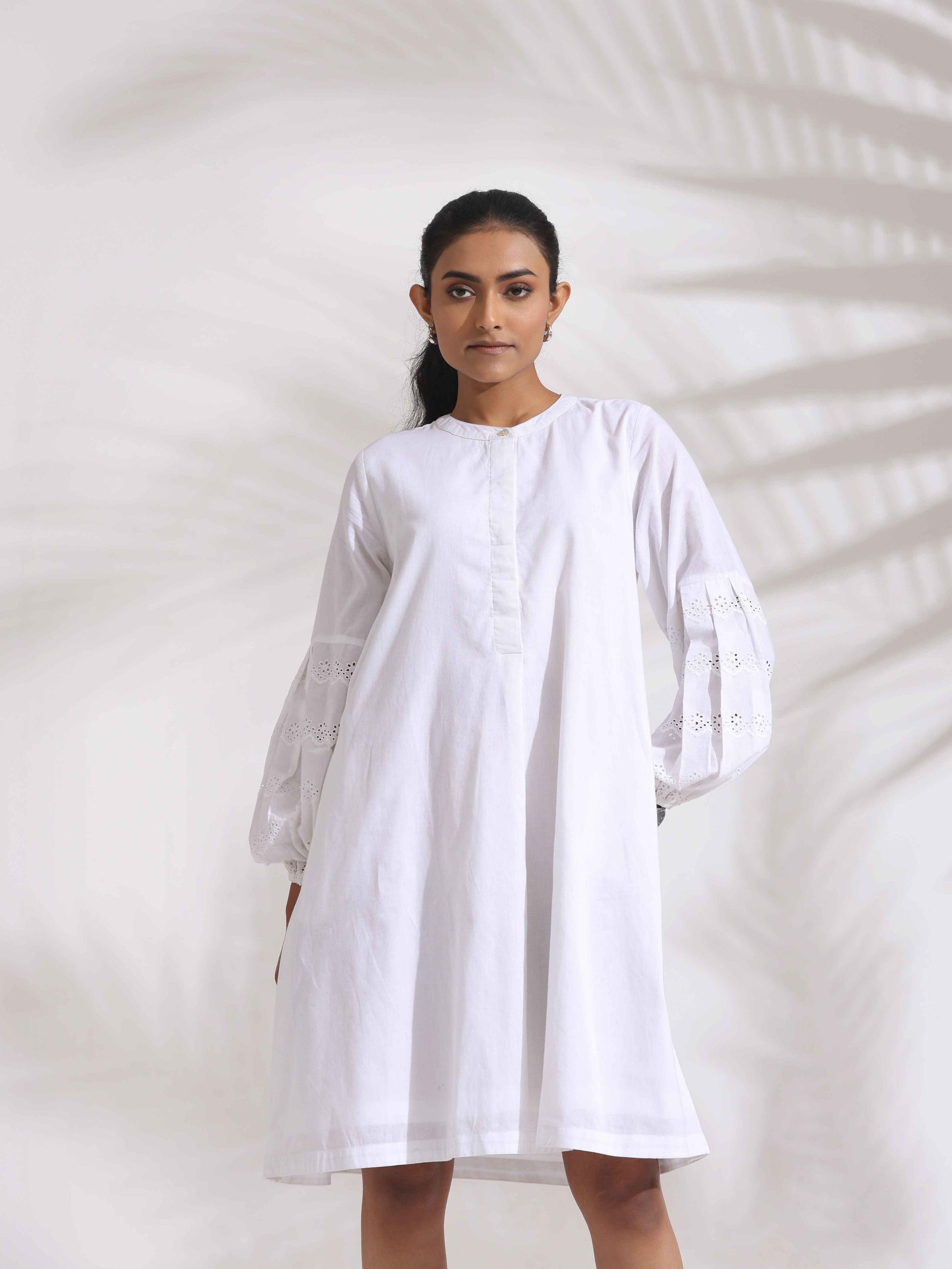 trueBrowns White Cotton Schiffli Short Dress | Swadesiicart