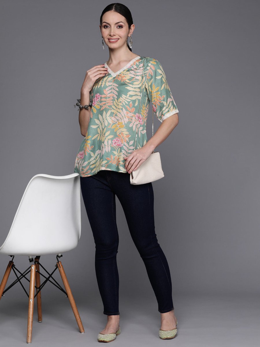 Ahalyaa Floral Printed Tunic with Lace Inserts Detail | Swadesiicart