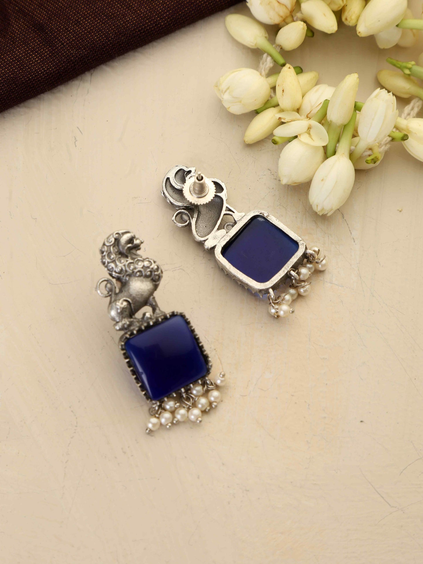 trueBrowns Silver Tone Turquise Stone Earrings - Swadesiicart