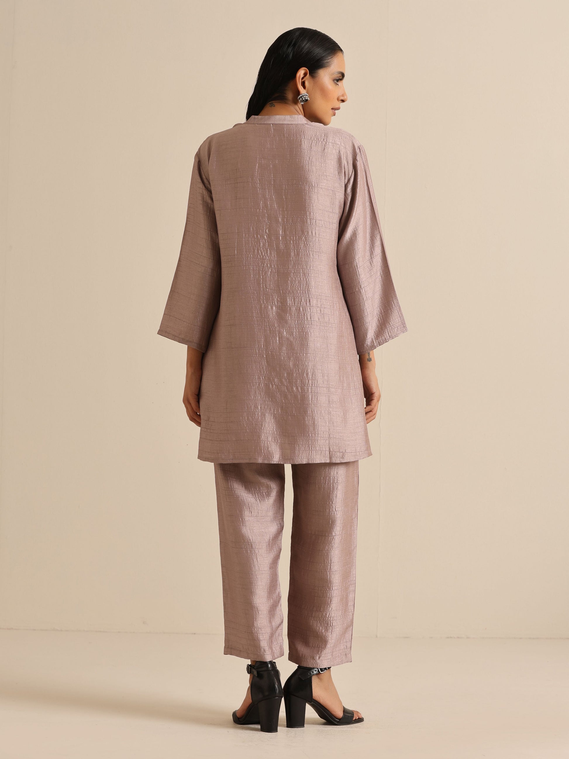 trueBrowns Grey Silk Texture Relaxed Co-Ord Set - Swadesiicart