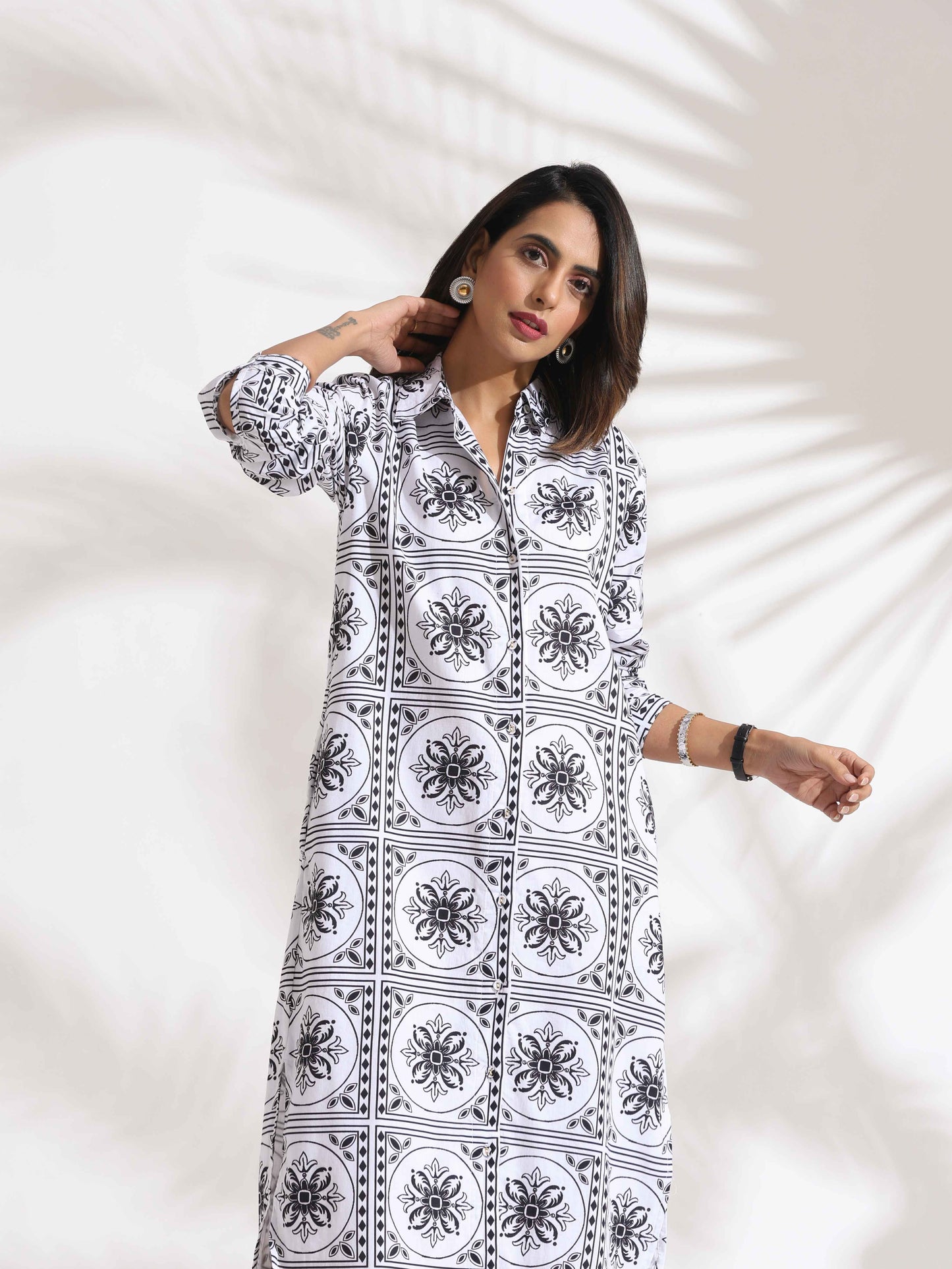 trueBrowns White Cotton Print Shirt Dress | Swadesiicart