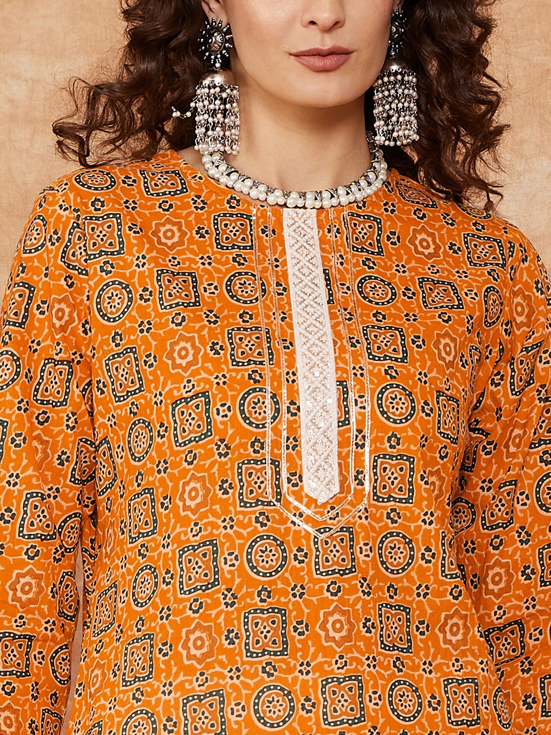 InWeave Women's Mustard Ethnic Print Lace Gota Work Straight Kurta - Swadesiicart