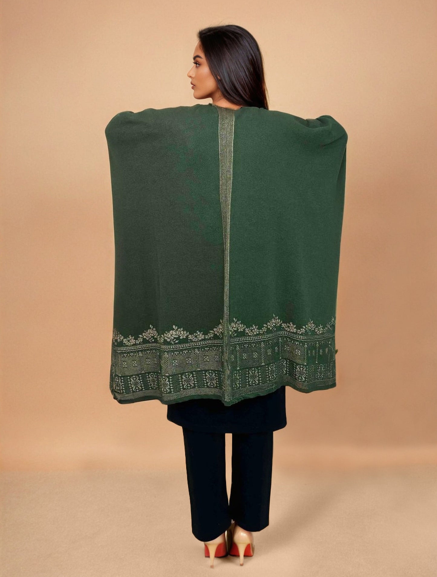trueBrowns Green Woollen Kaftan Cape | Swadesiicart