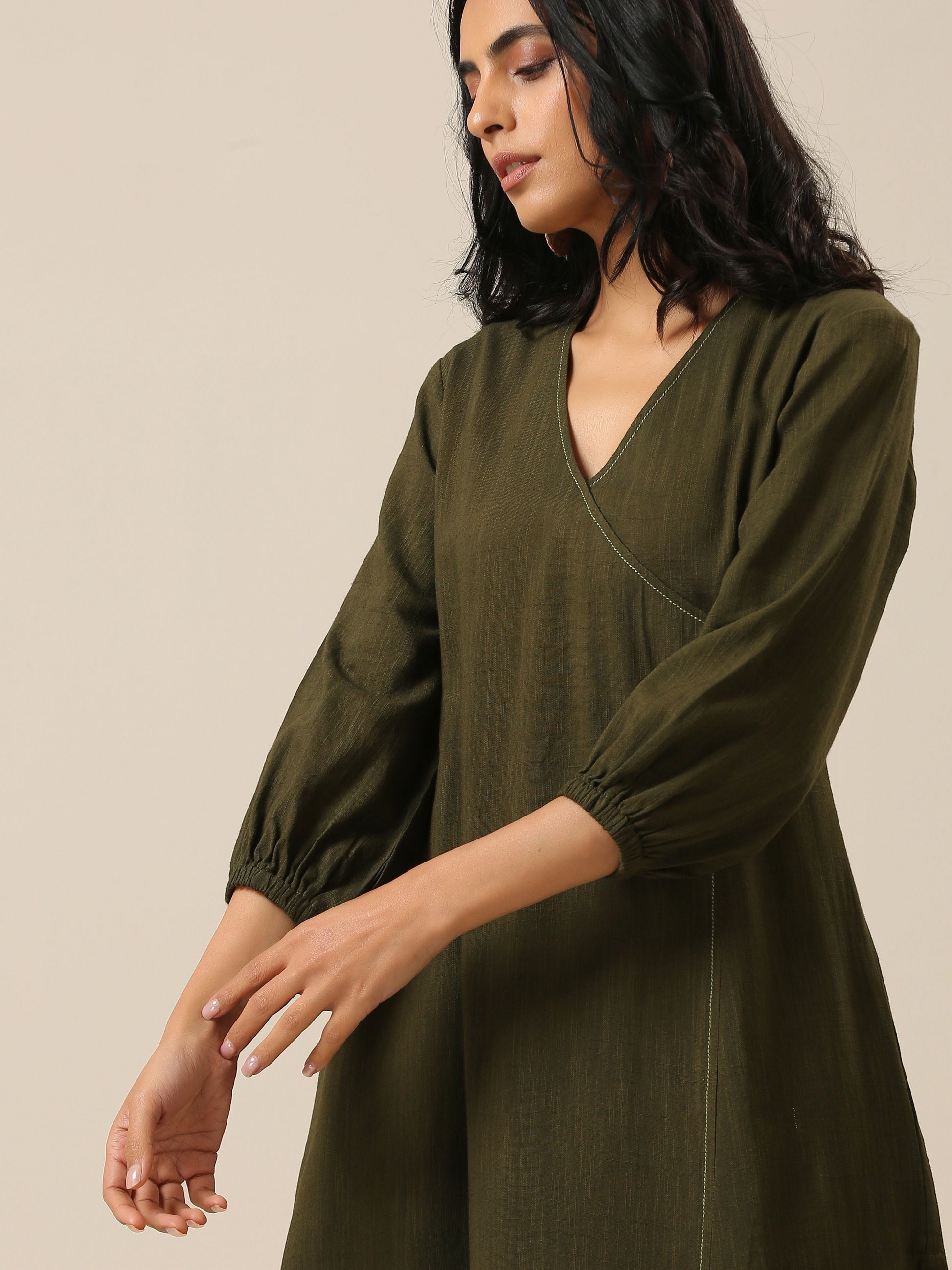 trueBrowns Olive Green Slub Texture Kurta Pant Set | Swadesiicart
