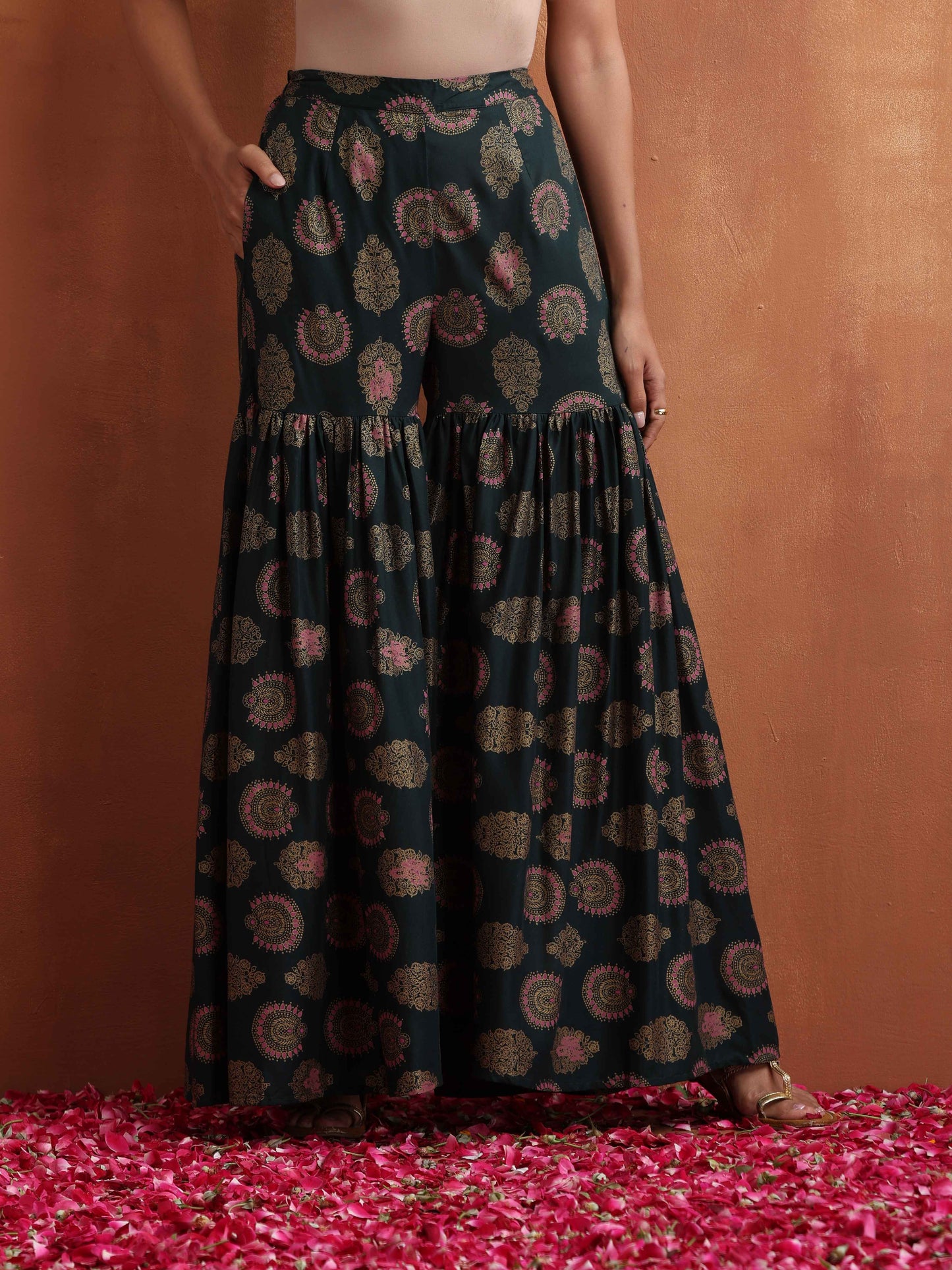 trueBrowns Green Foil Print Sharara Set | Swadesiicart