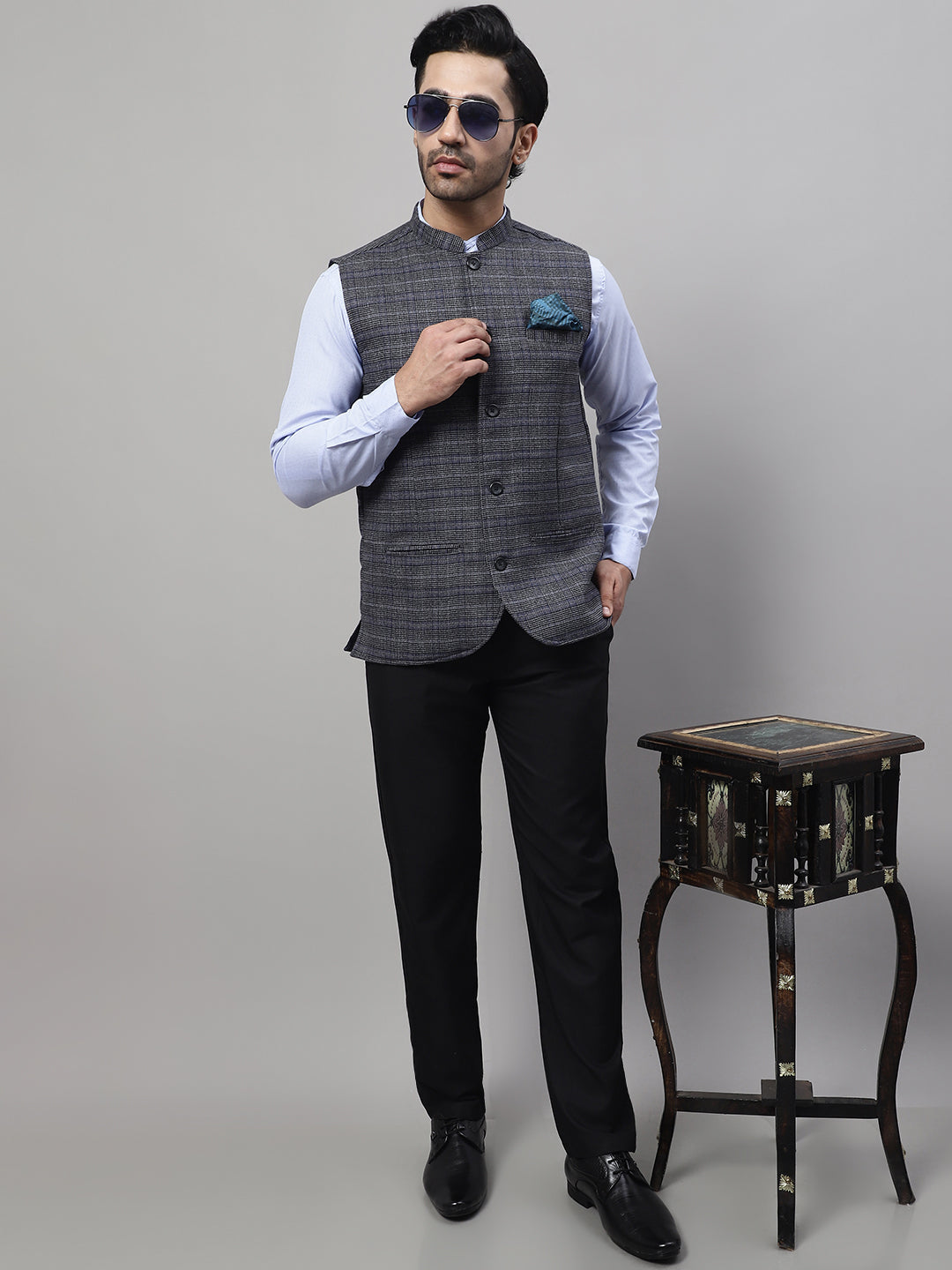 Even Apparels Men's Grey Nehru Jacket With Welt Pockets | Swadesiicart