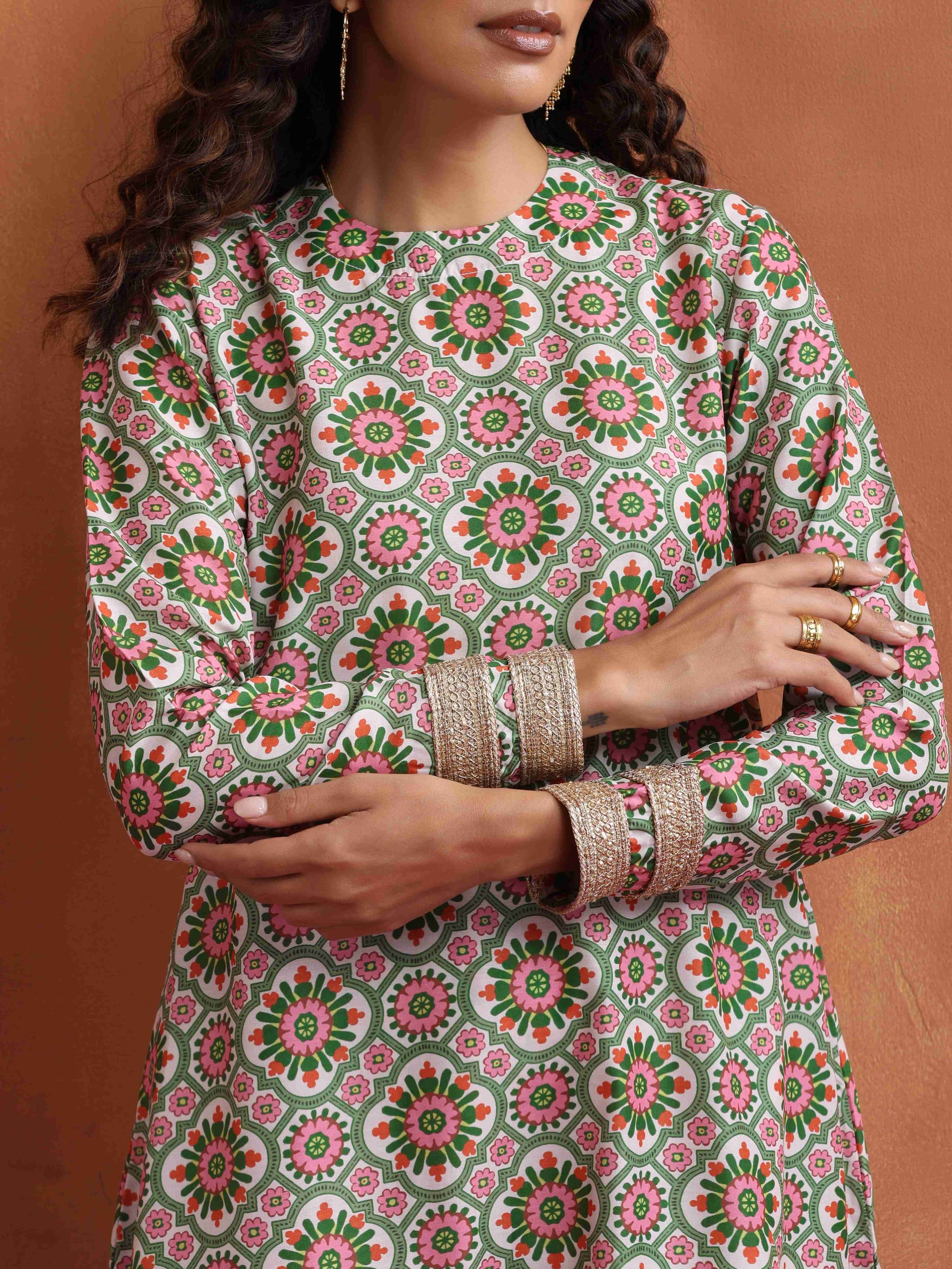 trueBrowns Off White Geometric Print Sharara Set | Swadesiicart